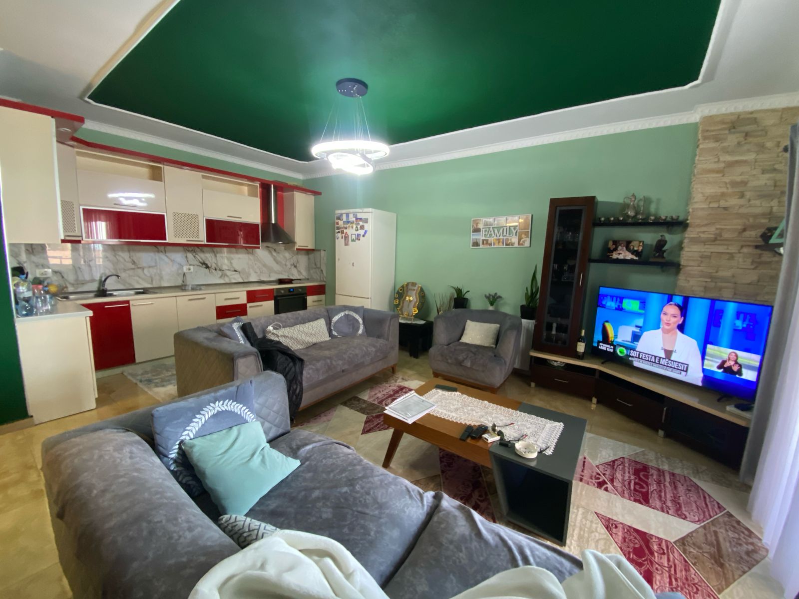 Shitet Apartament 3+1 | Rrota e Kuqe, Plazh, Durrës
