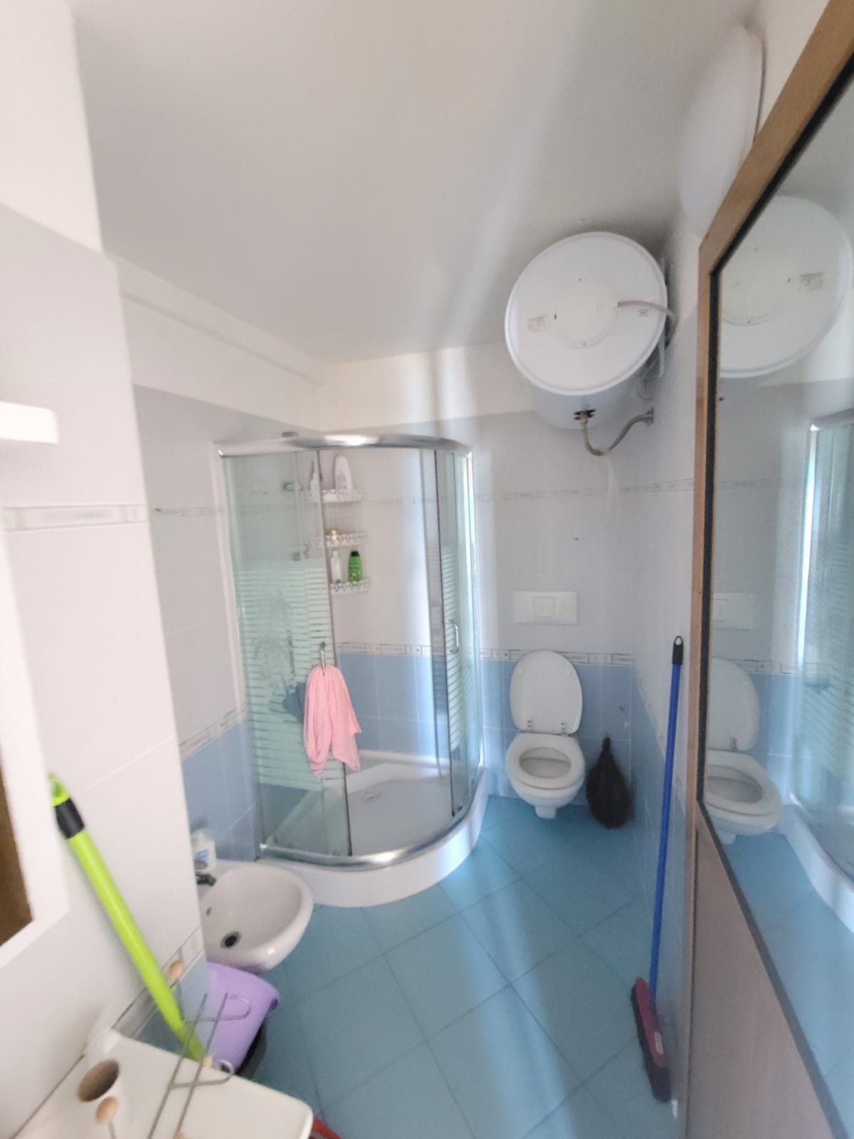 Shitet apartament 2+1 në Currila Durrës!
