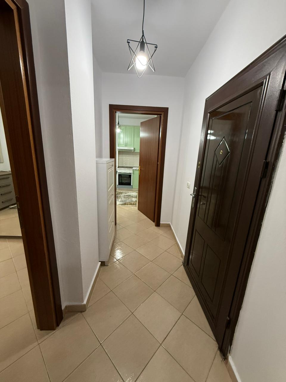 Shitet Apartament 1+1 me Ballkon | Golem, Durrës