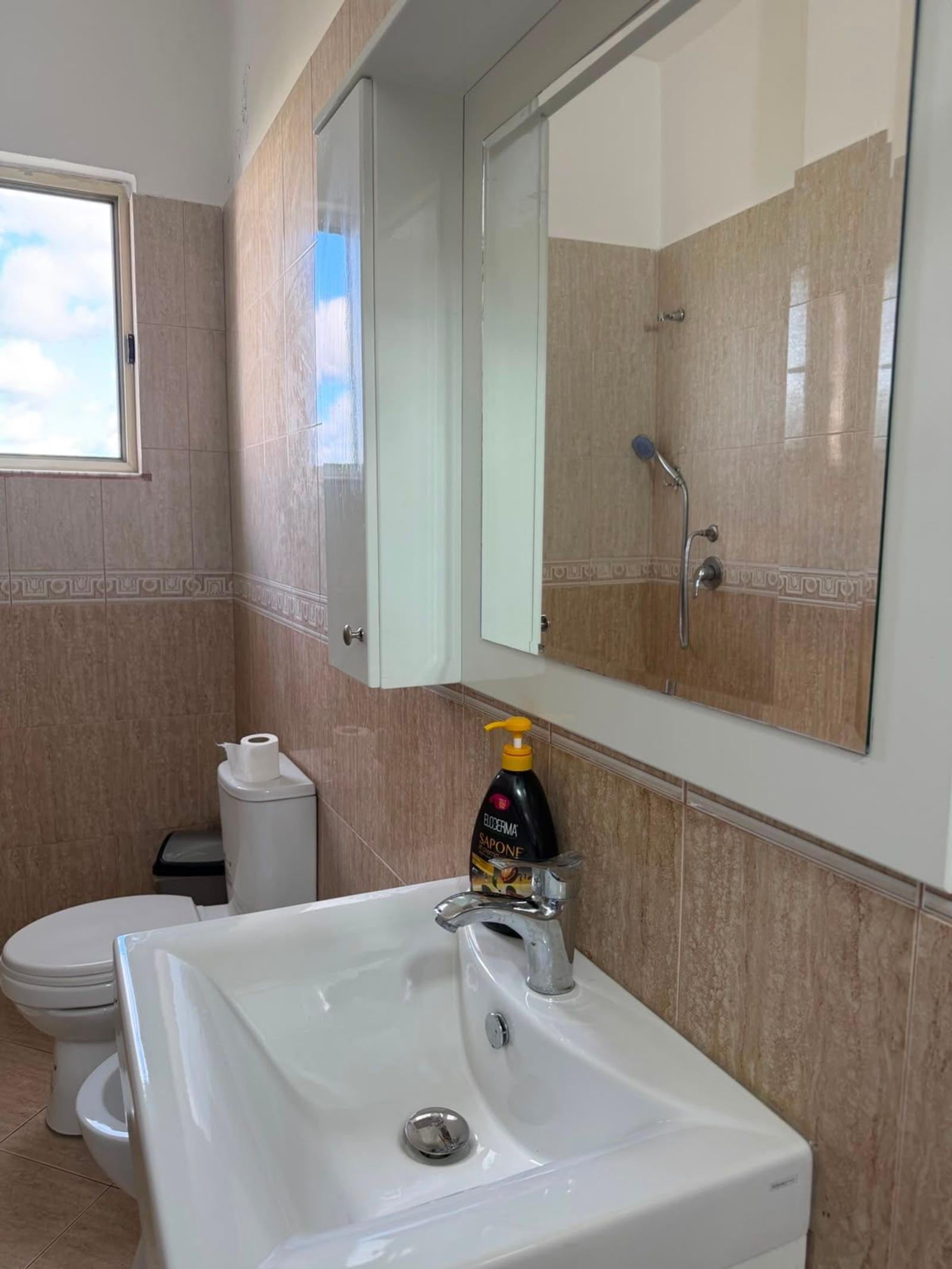 Wohnung 1+1 zum Kauf in Plazh, Durrës, 70 m² — Foto 10 von 12