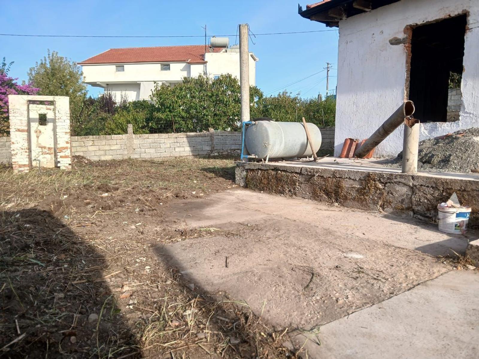 Casa con terreno a Shkallnur, 78 m² e 300 m², Durazzo