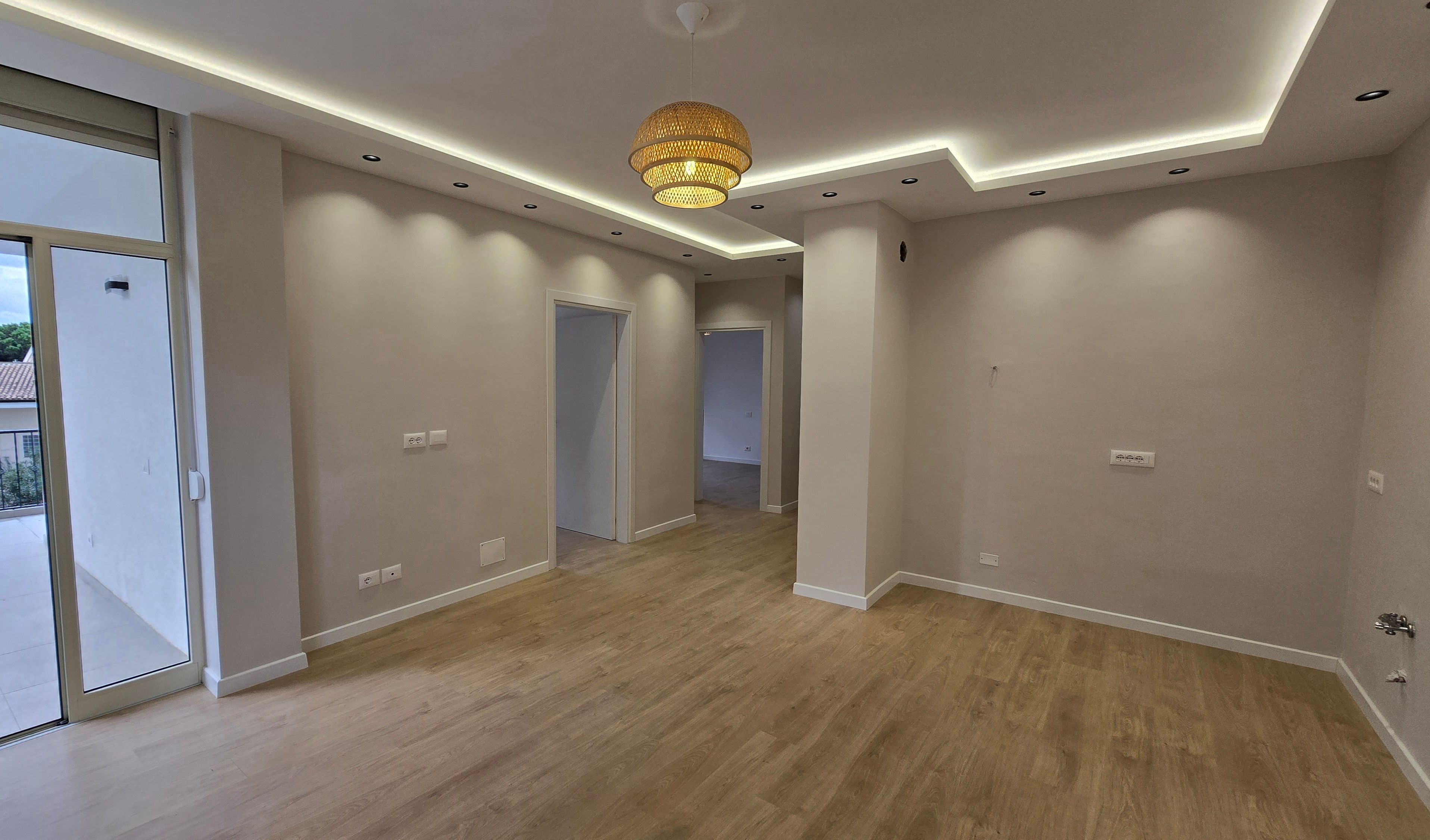 Apartament 2+1, 200 m nga deti