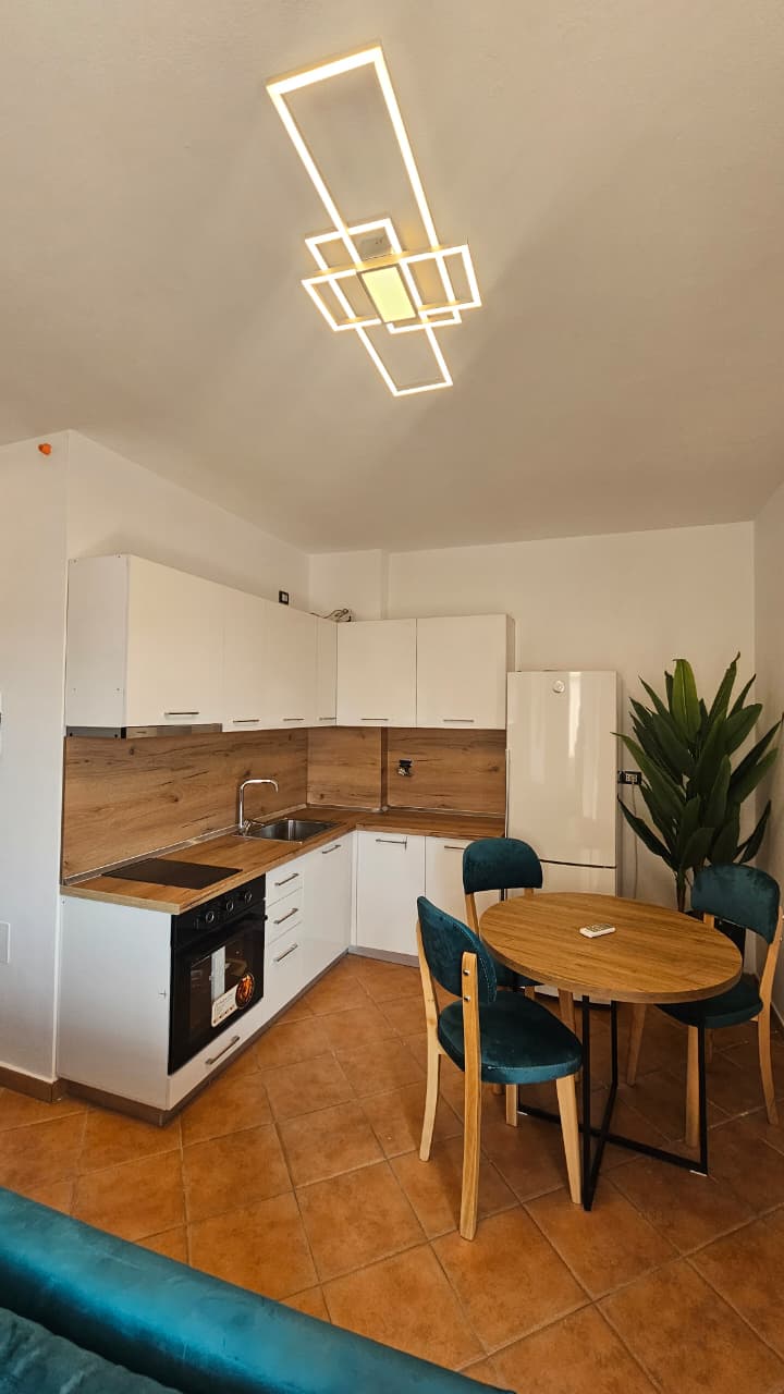 Shitet Apartament 1+1 | Shkëmbi i Kavajës, Durrës