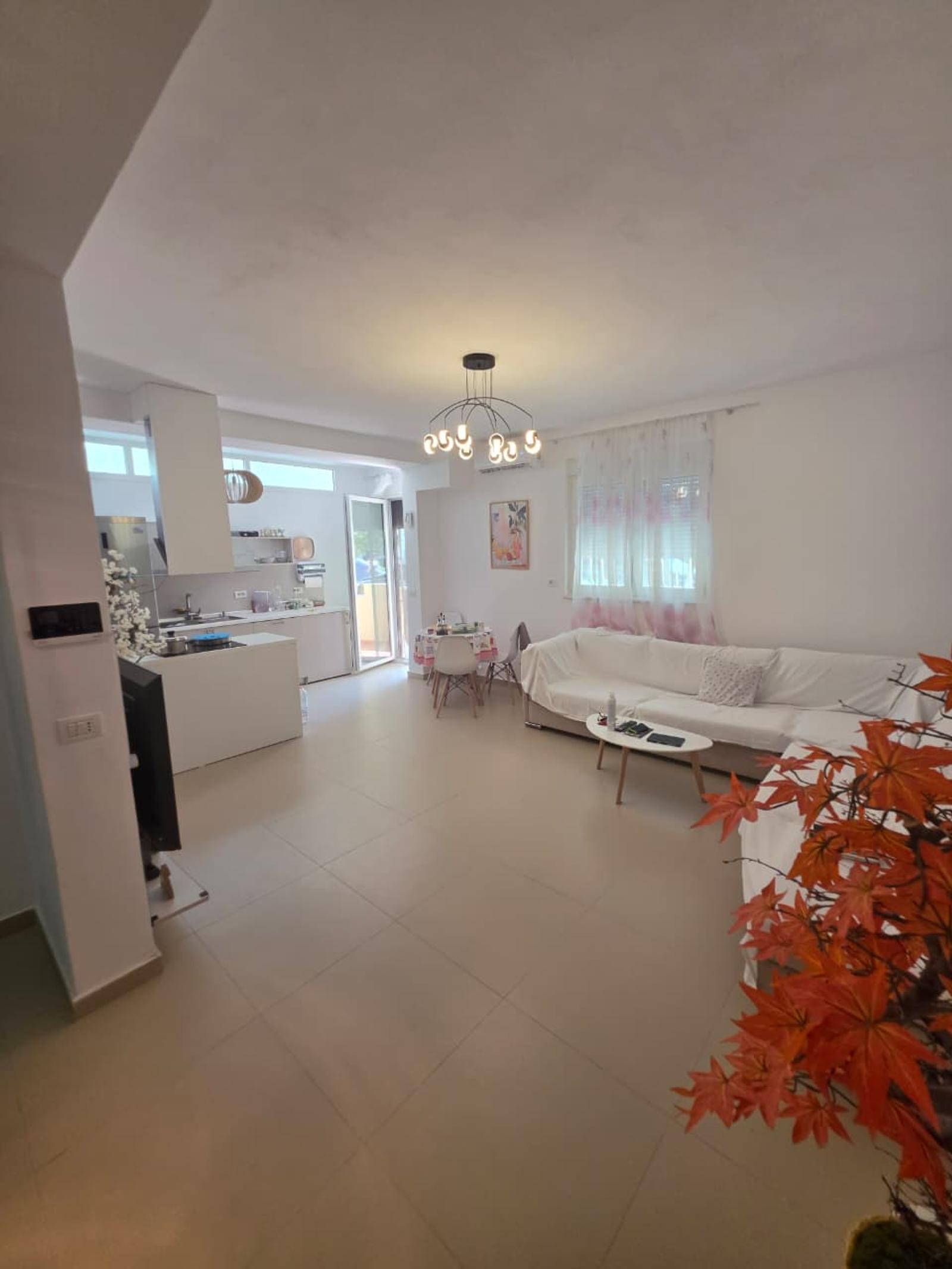 Wohnung 1+1 zum Kauf in Shkëmbi, Durrës, 58 m², nah am Meer — Foto 3 von 9