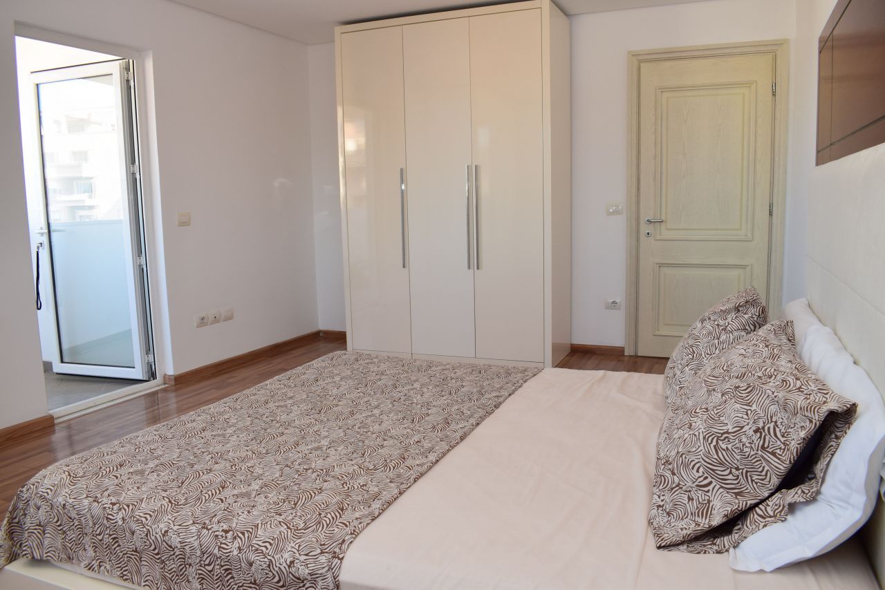 Shitet Apartament 2+1 | Pranë Bulevardit Kryesor, Durrës