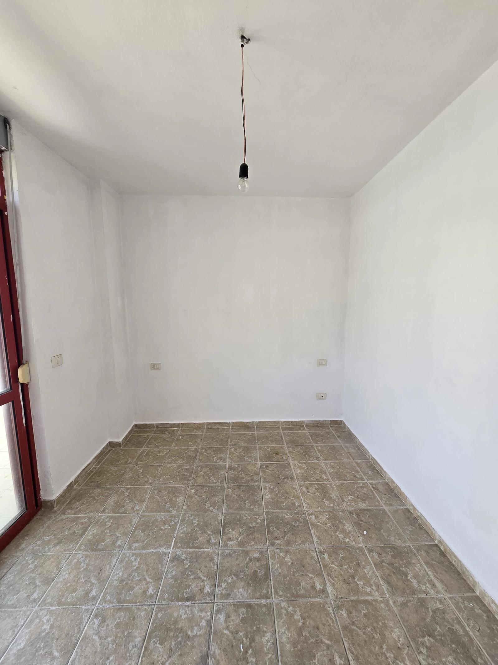 Apartament 1+1, në shitje, Shkëmbi, Durrësi, 42 m², pranë detit — foto 10 nga 32