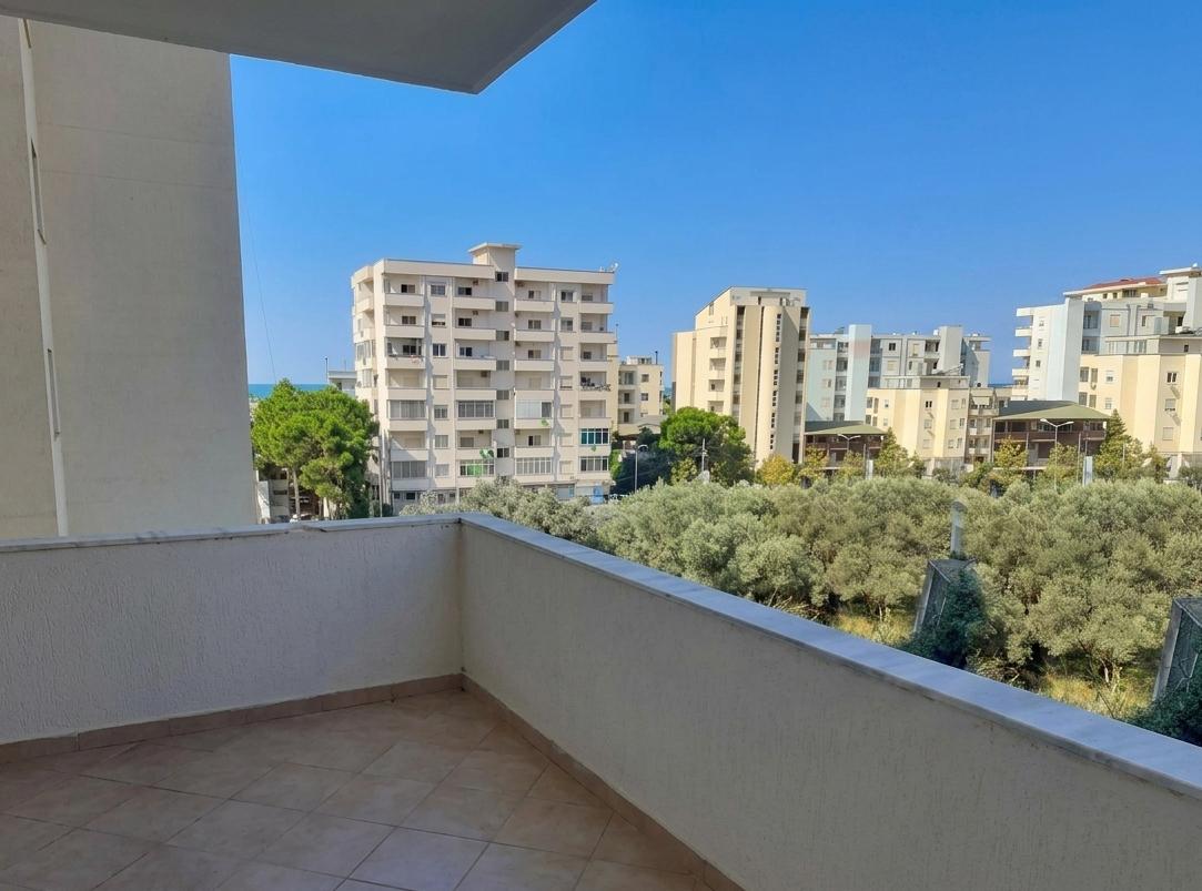 Shitet Apartament 1+1 | Shkëmbi i Kavajës, Durrës