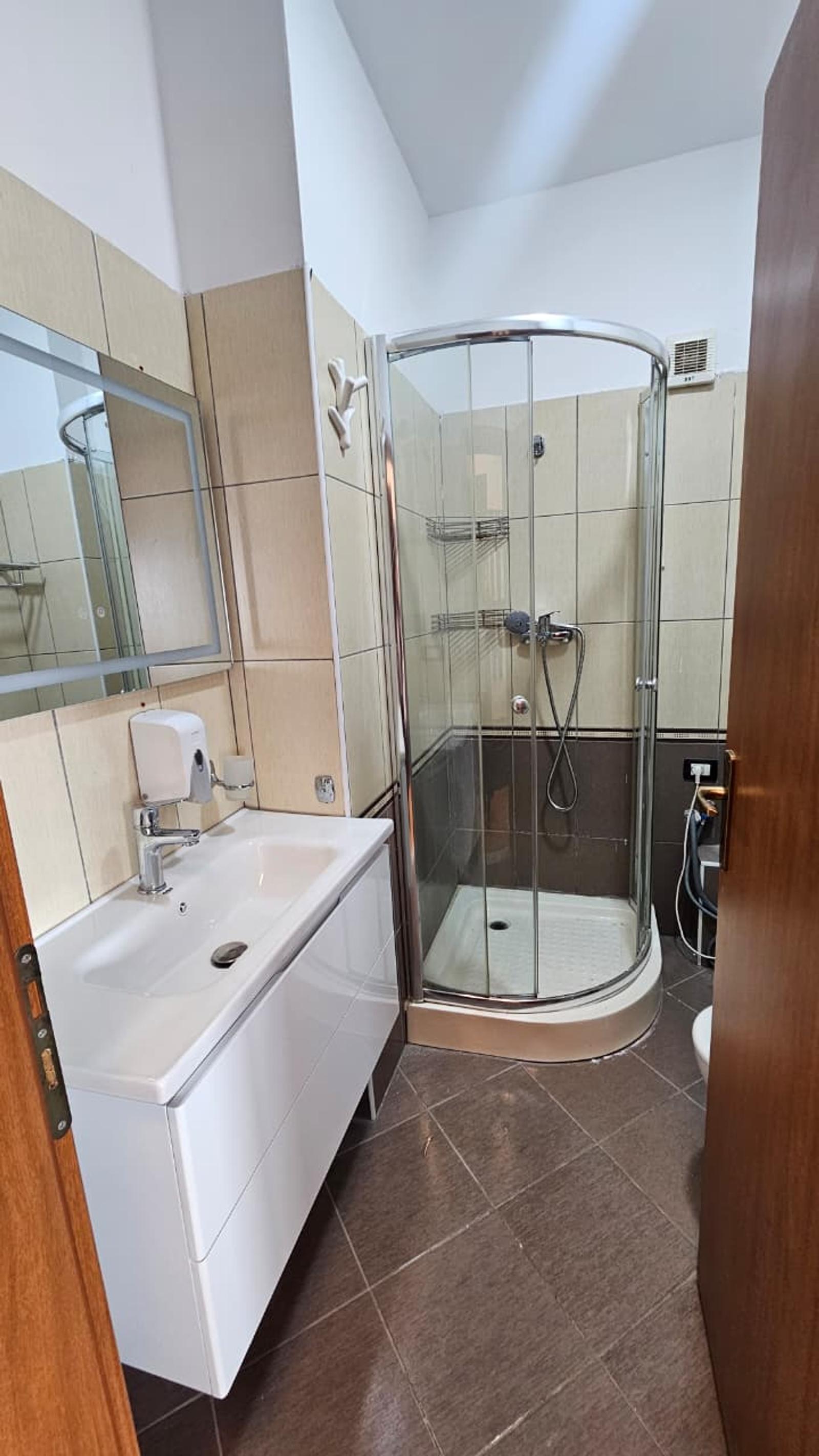 Wohnung 1+1 zum Kauf in Shkëmbi, Durrës, 60 m² — Foto 11 von 11