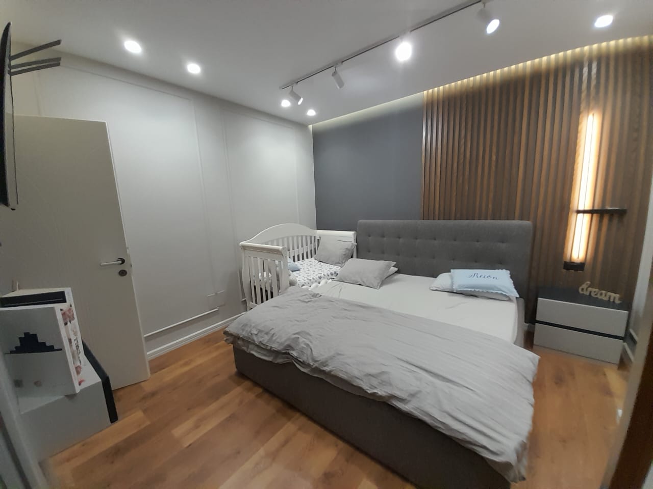 Shitet Apartament 2+1 | Plazh Hekurudha, Durrës