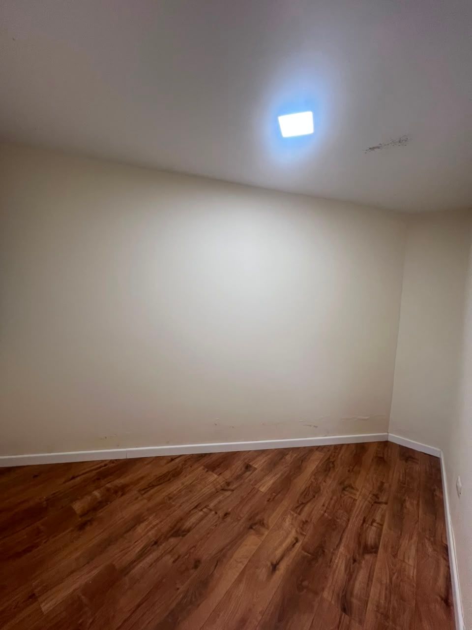 Shitet Apartament 2+1 me Kuzhinë të Veçuar + Depo | Vala Park, Durrës