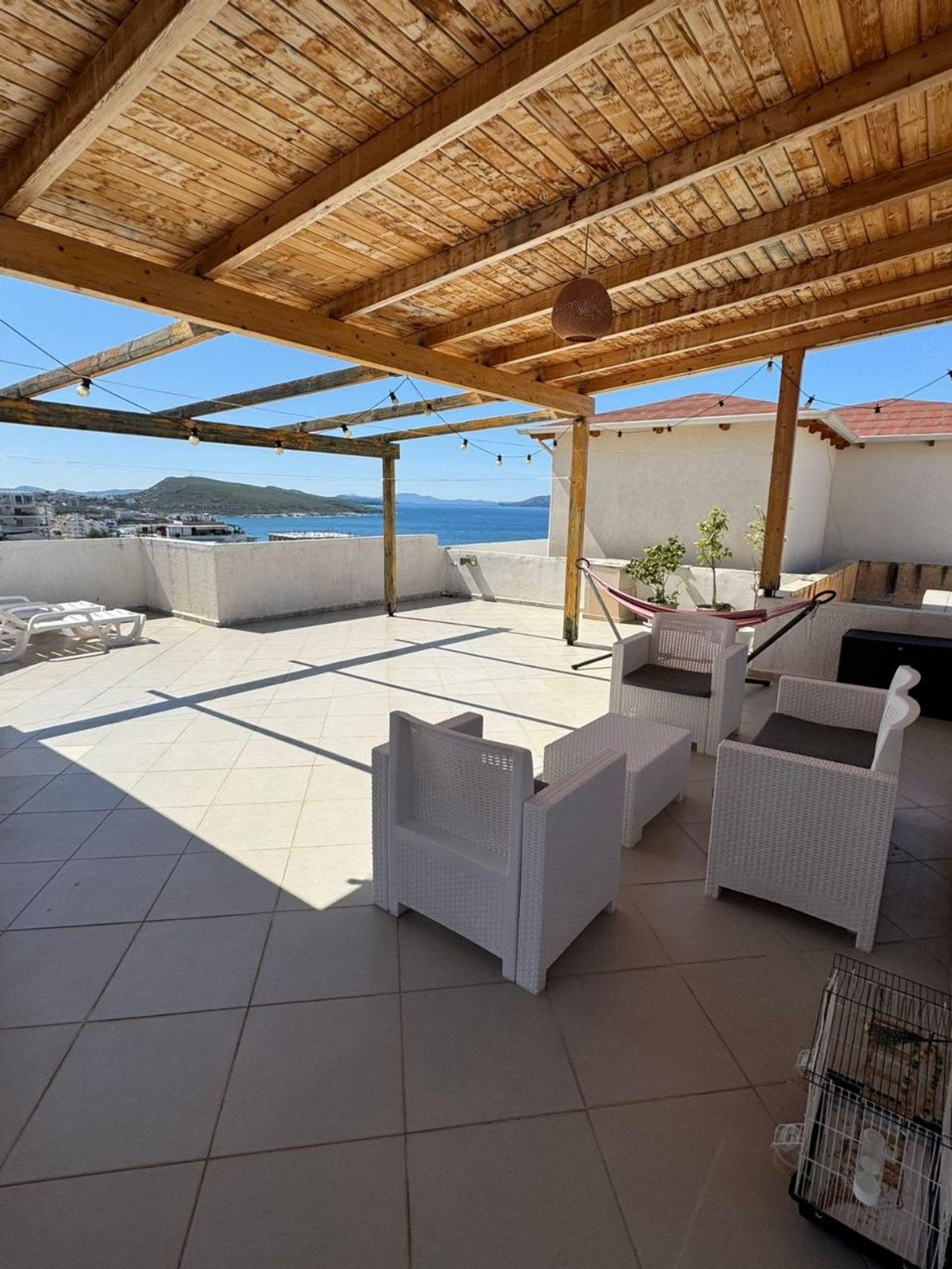 Penthouse 2+1, 180 m², në Butrint, Sarandë, Saranda