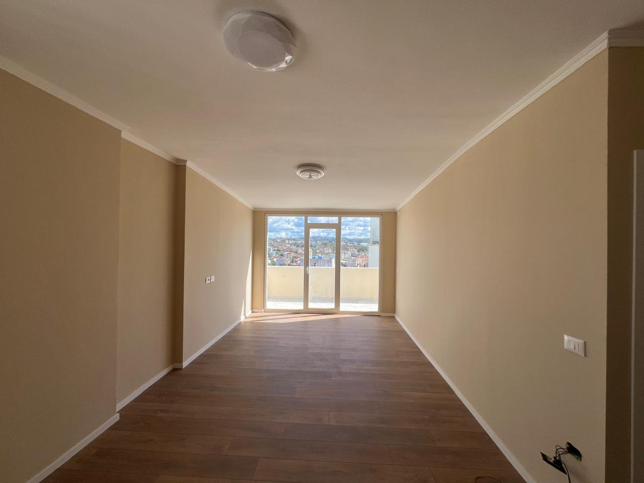 Shitet Apartament 2+1 | Plazh Iliria, Durrës