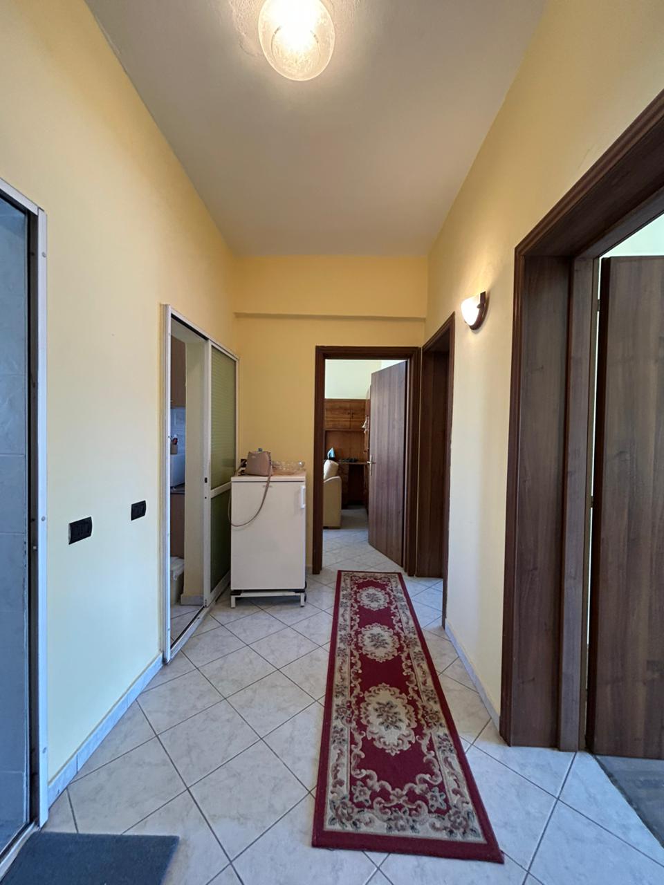 Shitet Apartament 2+1 | Ish Rajoni i Policisë, Durrës