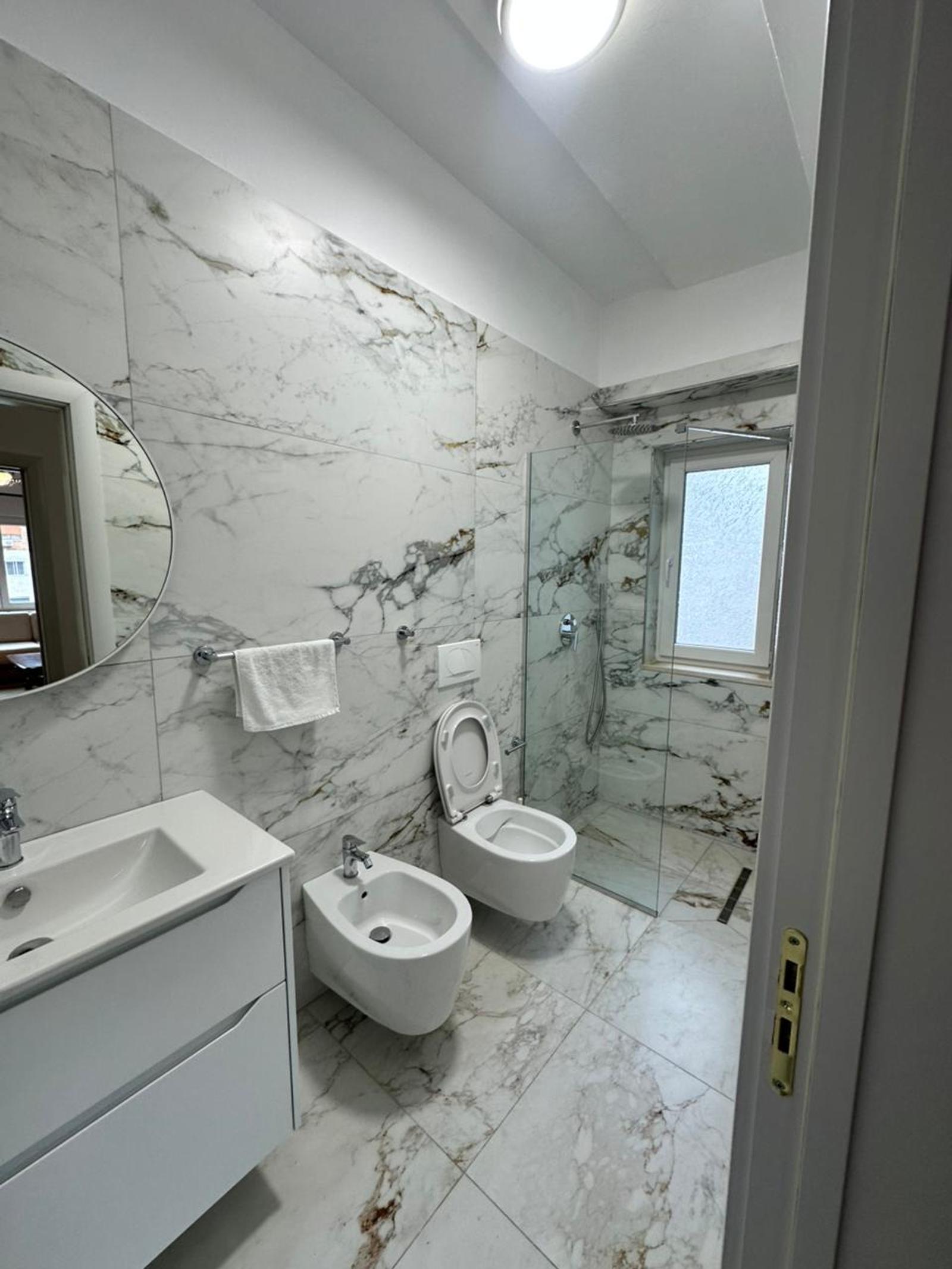 Wohnung 2+1 zum Kauf in Stadtzentrum, Durrës, 120 m² — Foto 10 von 24