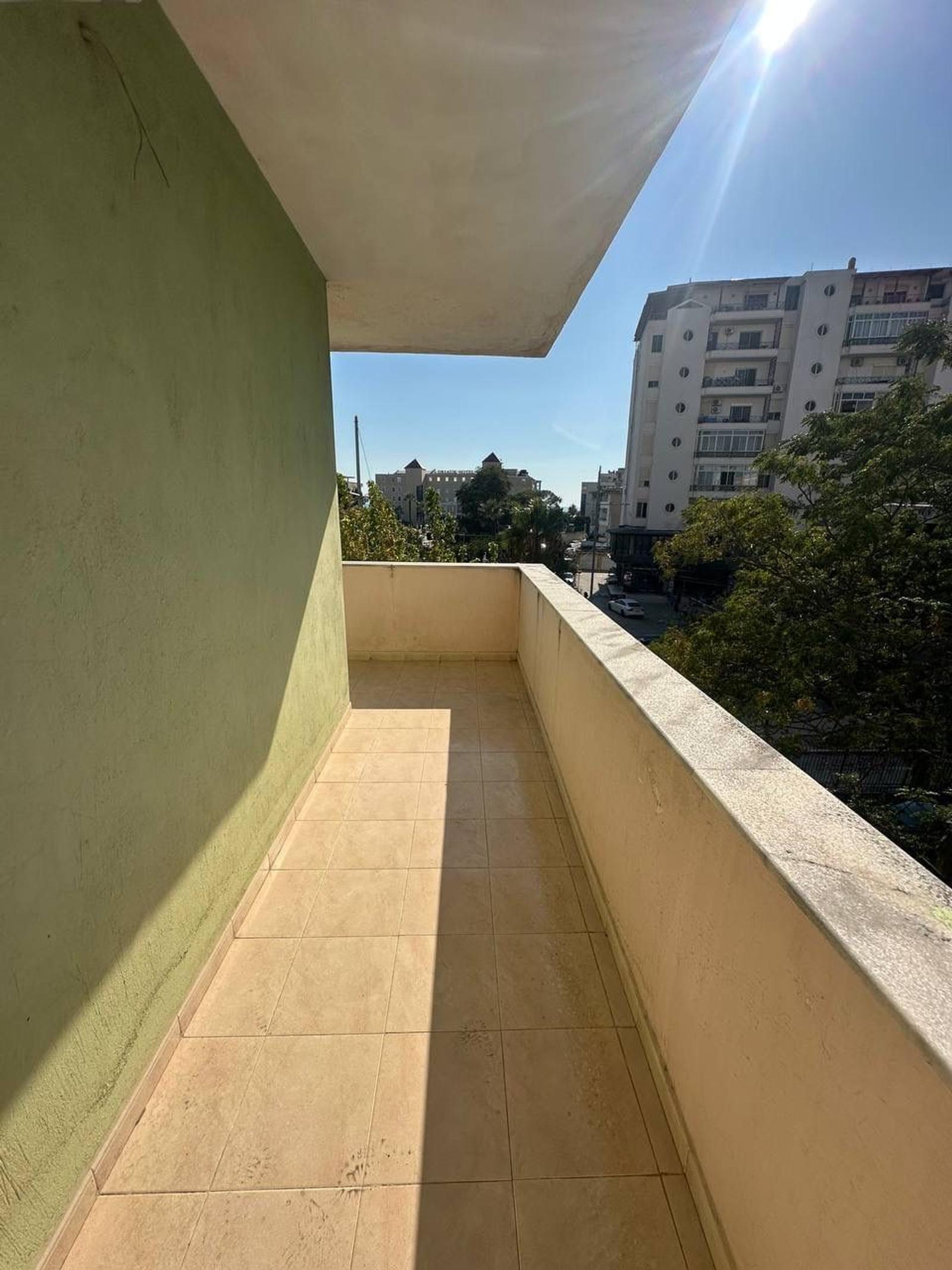 Wohnung 3+1 zum Kauf in Plazh, Durrës, 120 m² — Foto 12 von 17