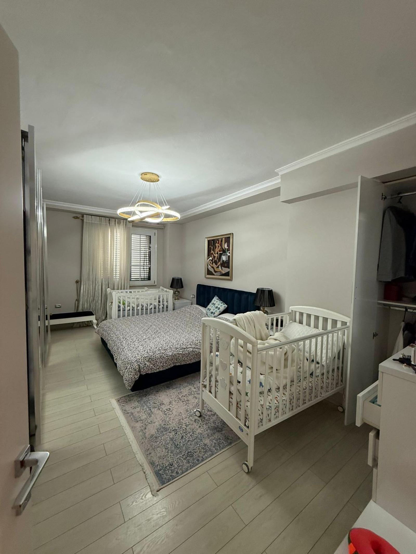 Wohnung 5+1 zum Kauf in Stadtzentrum, Durrës, 220 m² — Foto 10 von 17
