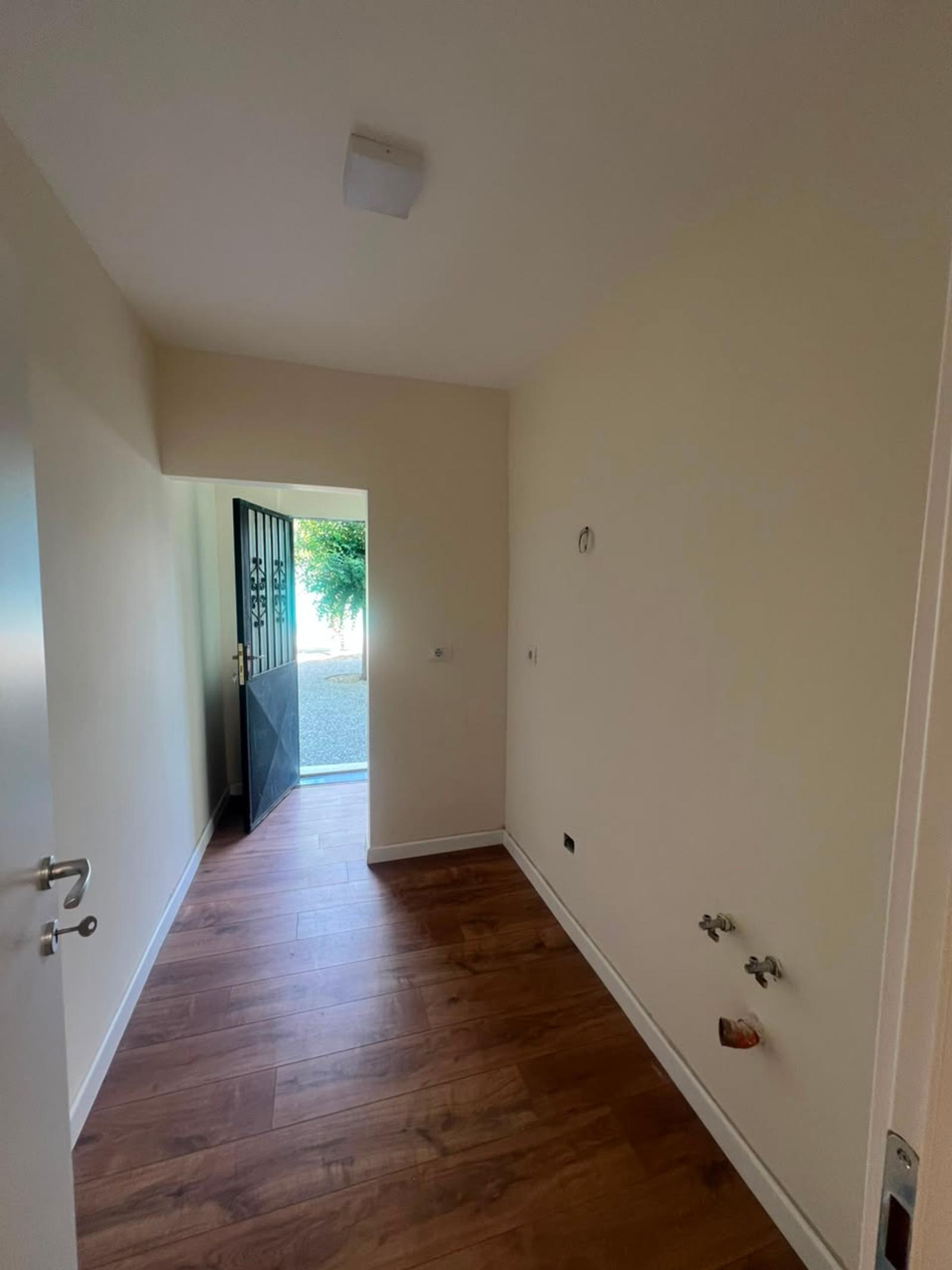 Wohnung 2+1 zum Kauf in Stadtzentrum, Durrës — Foto 4 von 8