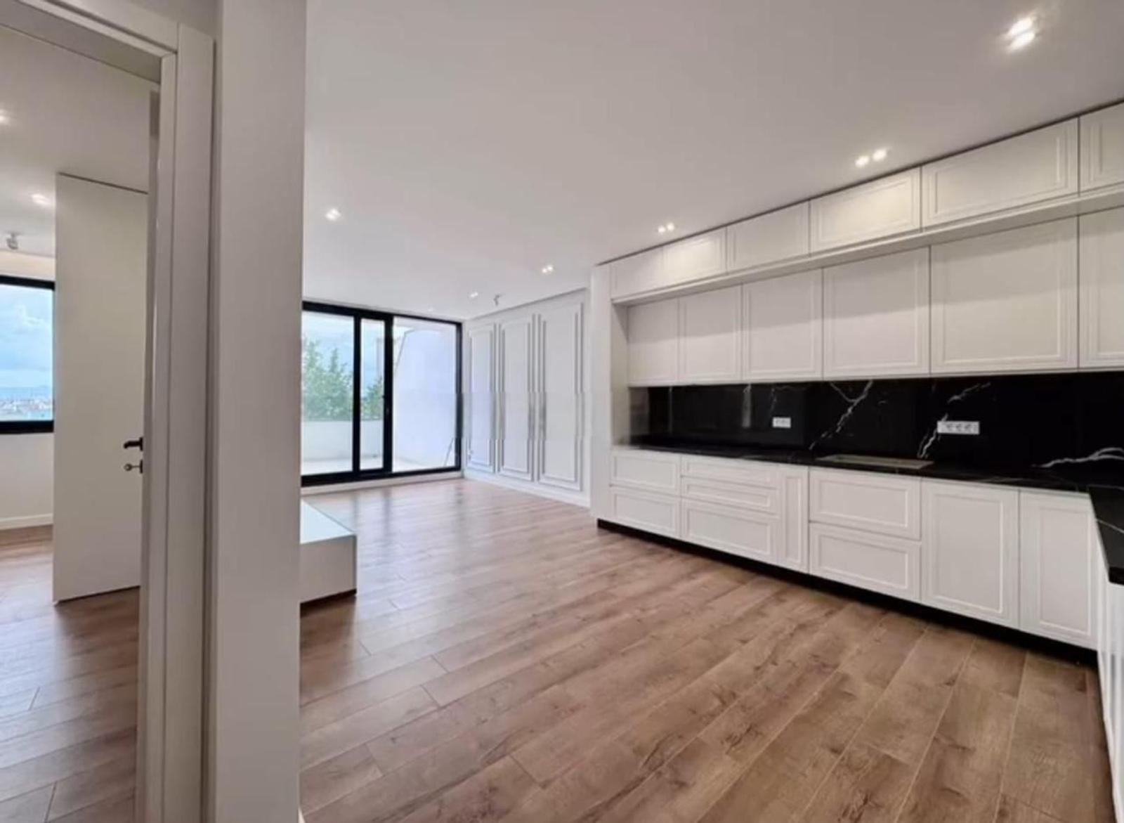 Wohnung 3+1 zum Kauf in Plazh, Durrës, 150 m² — Foto 1 von 12