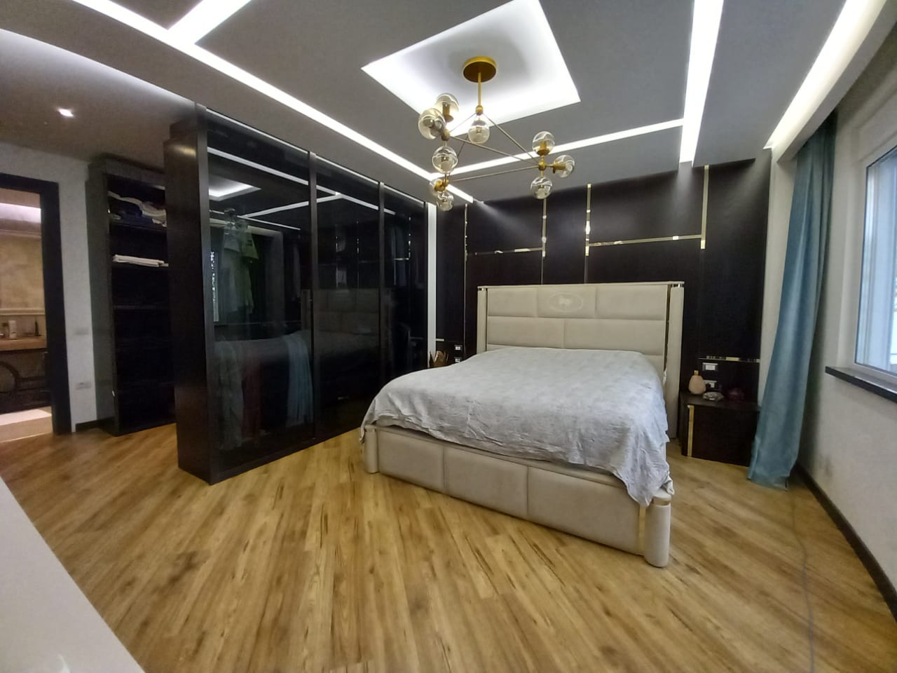 Shitet Apartament Luxury 4+1 | Plazh Iliria, Durrës