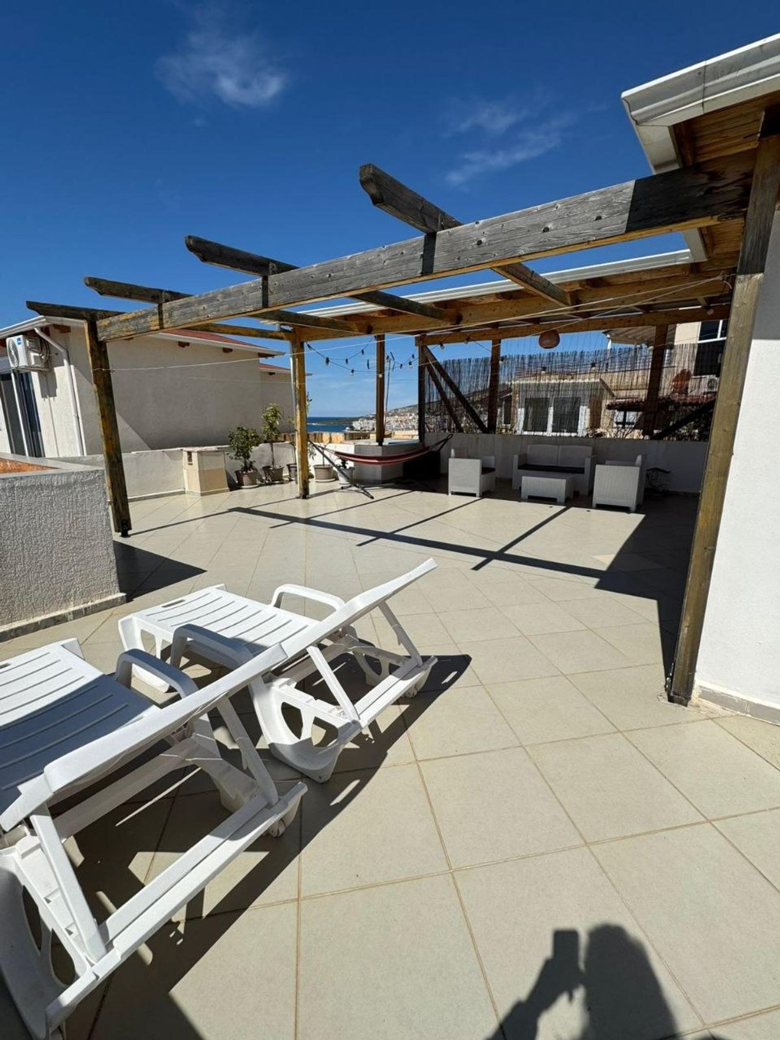 Penthouse 2+1, 180 m², në Butrint, Sarandë, Saranda