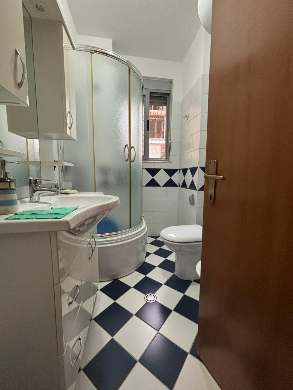 Shitet Apartament 2+1 | Pishat e Buta, Golem, Durrës