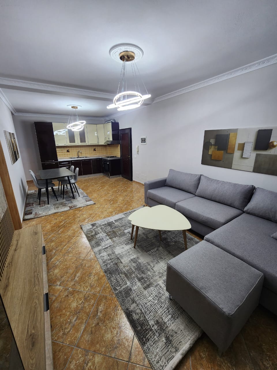Shitet Apartament 2+1 | Plazh Hekurudha, Durrës