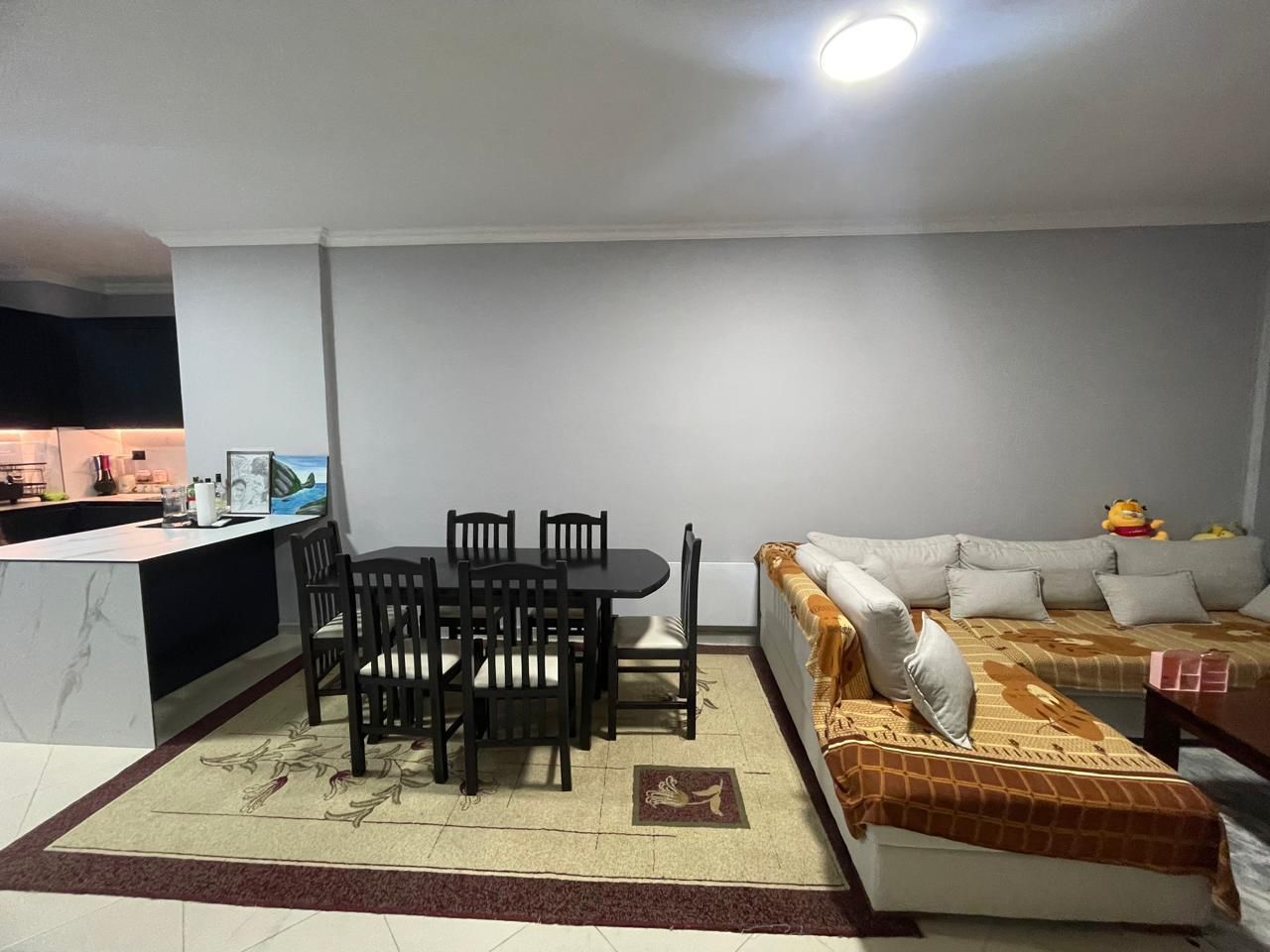 Shitet Apartament 2+1 | Stacioni i Trenit, Durrës