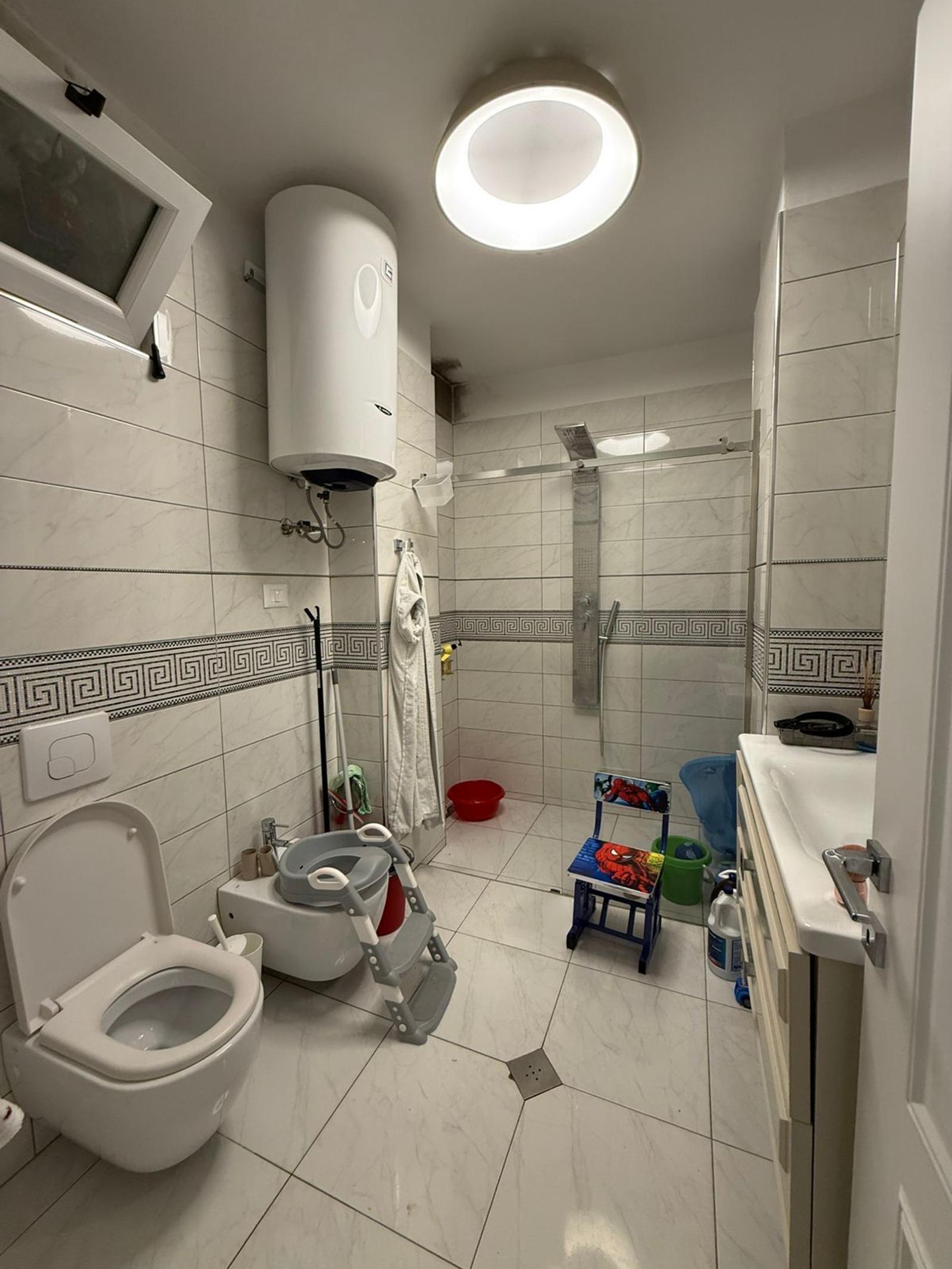 Wohnung 5+1 zum Kauf in Stadtzentrum, Durrës, 220 m² — Foto 11 von 17