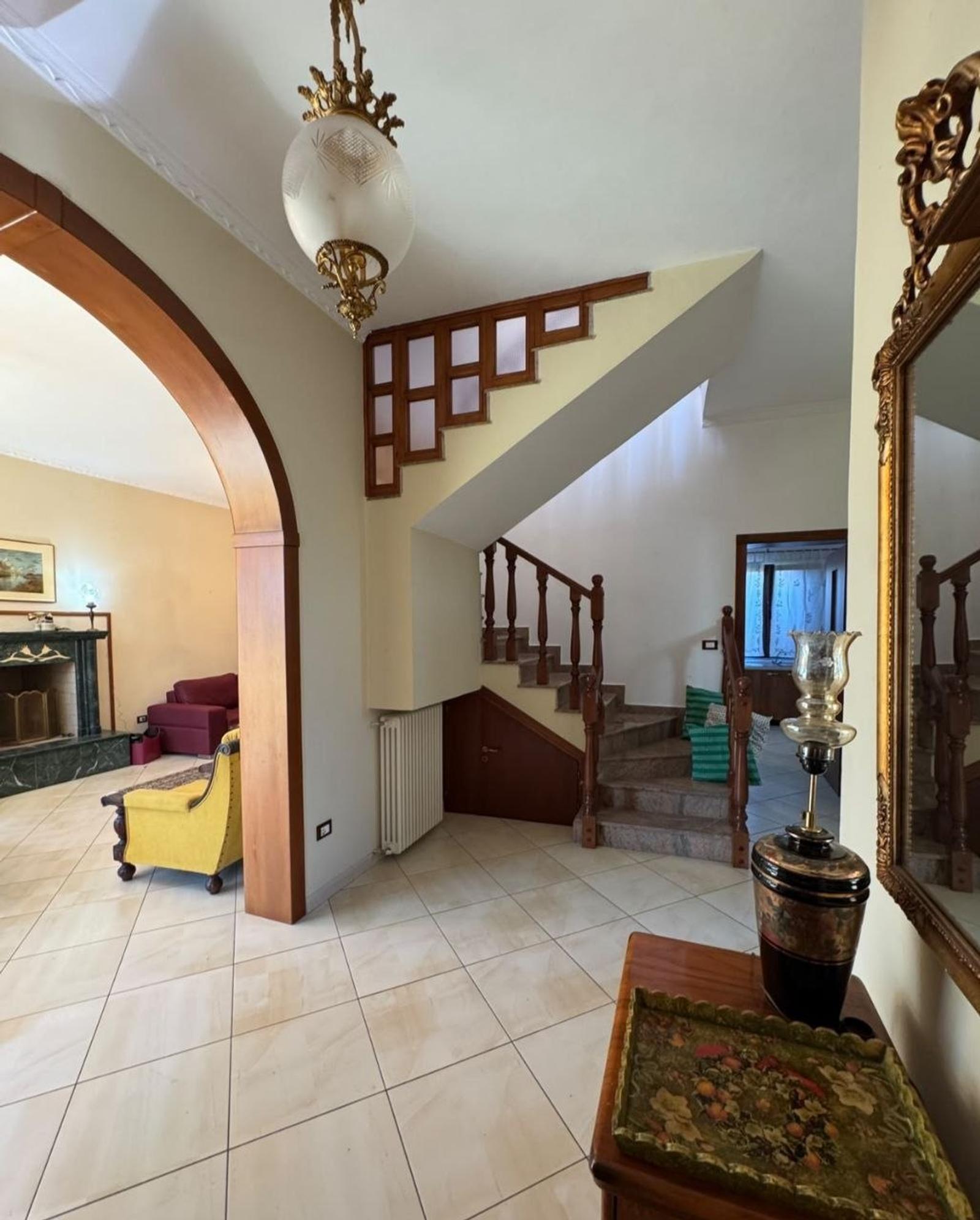 Casa, in vendita, Durazzo, 230 m² — foto 3 di 19
