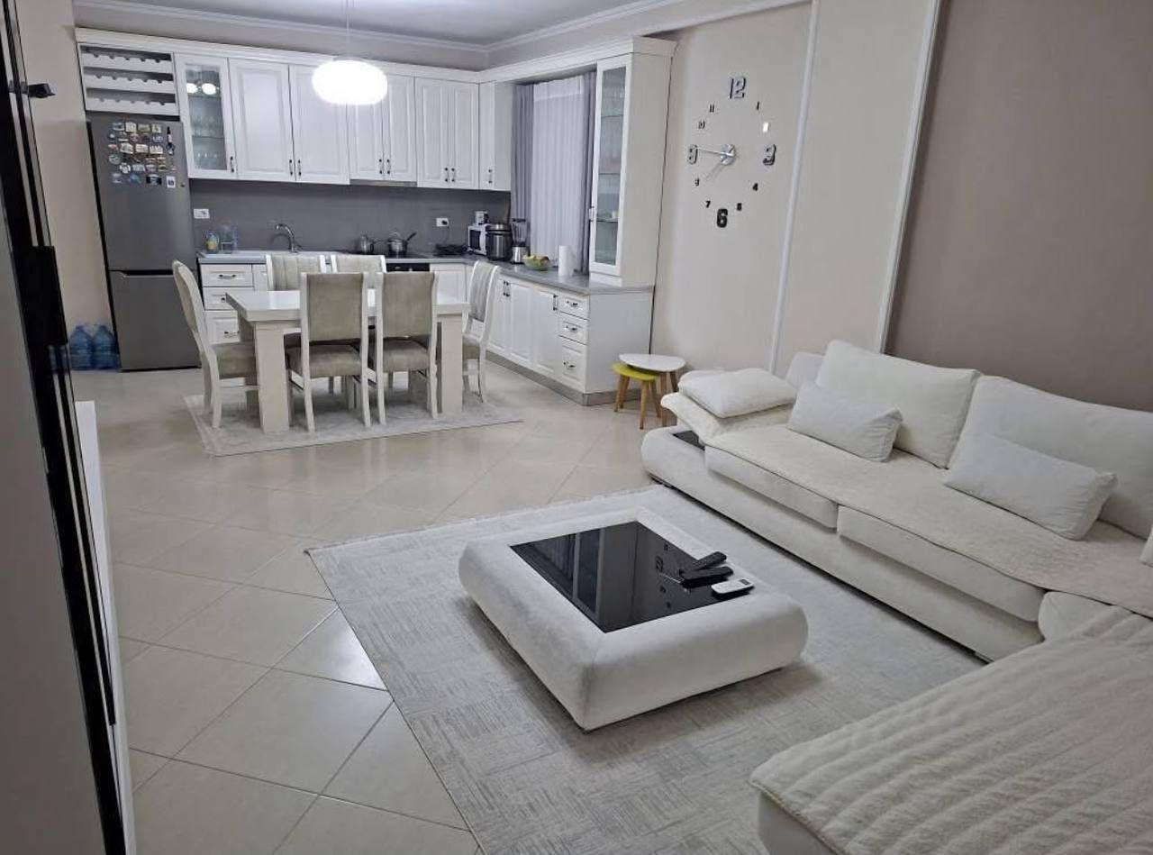 2+1 with balcony, Tirana, 119 m²