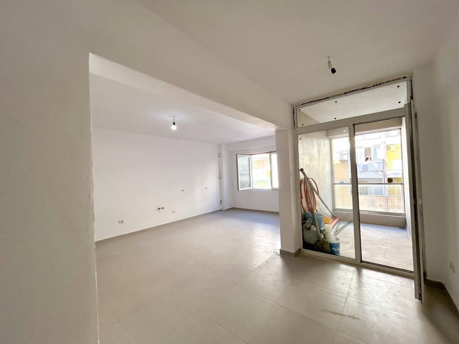 1+1 with interesting layout, Golem, 95 m², Durres