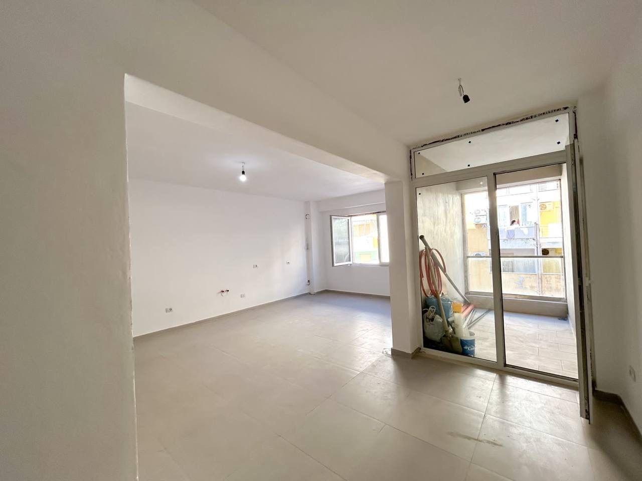 1+1 with interesting layout, Golem, 95 m², Durres