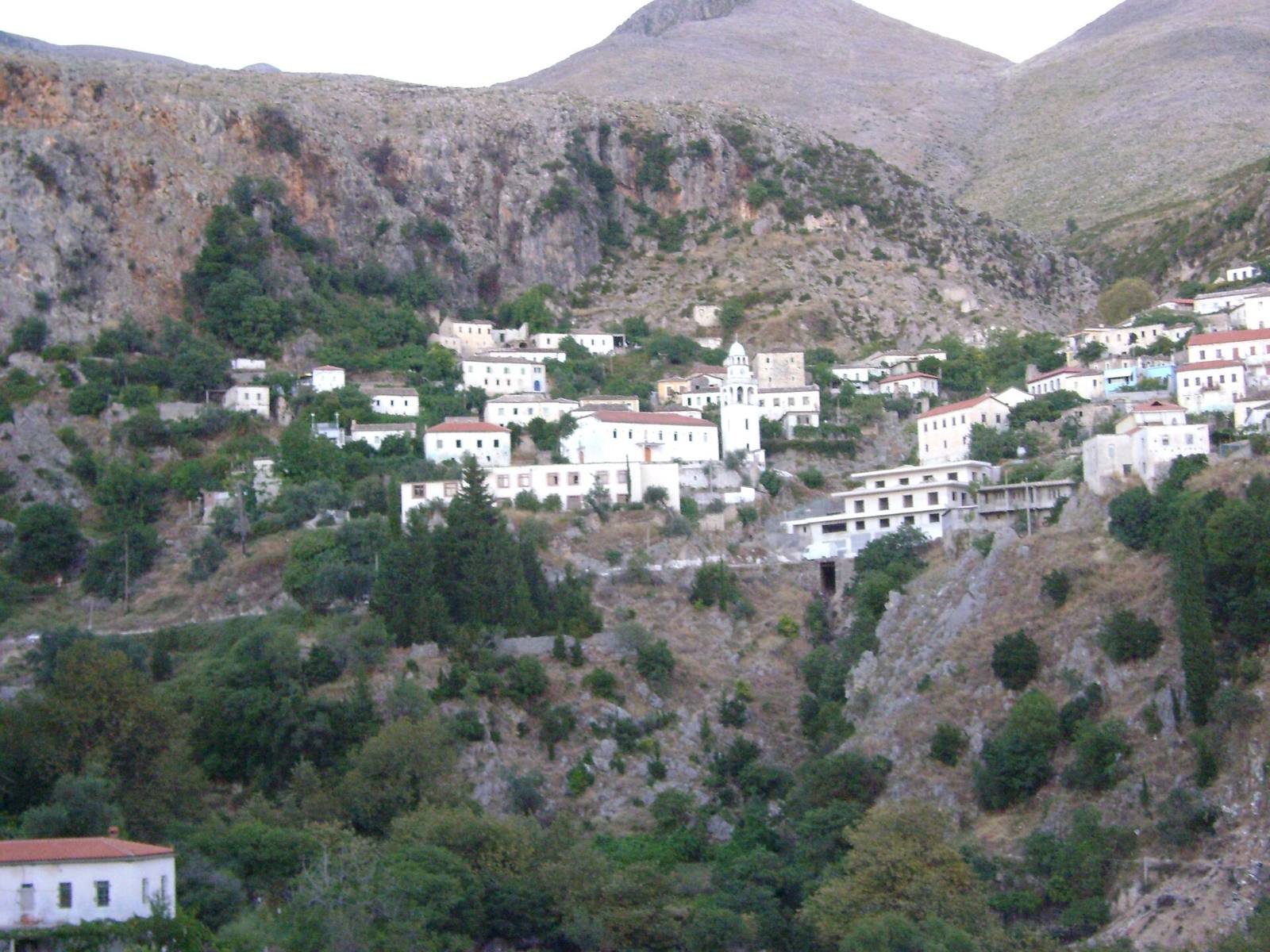 Dhërmi, Albania