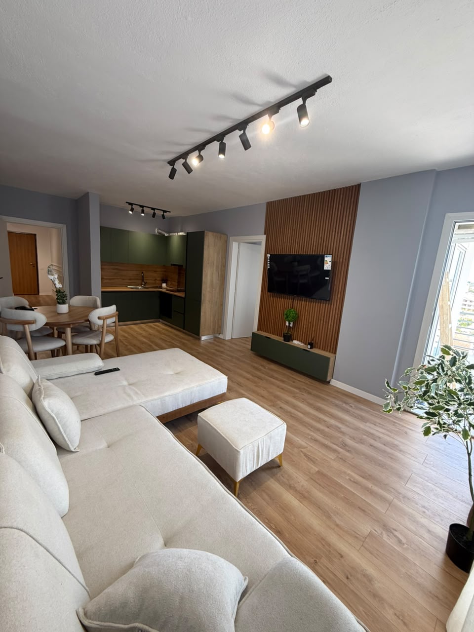 Shitet Apartament 1+1 | Plazh, Durrës