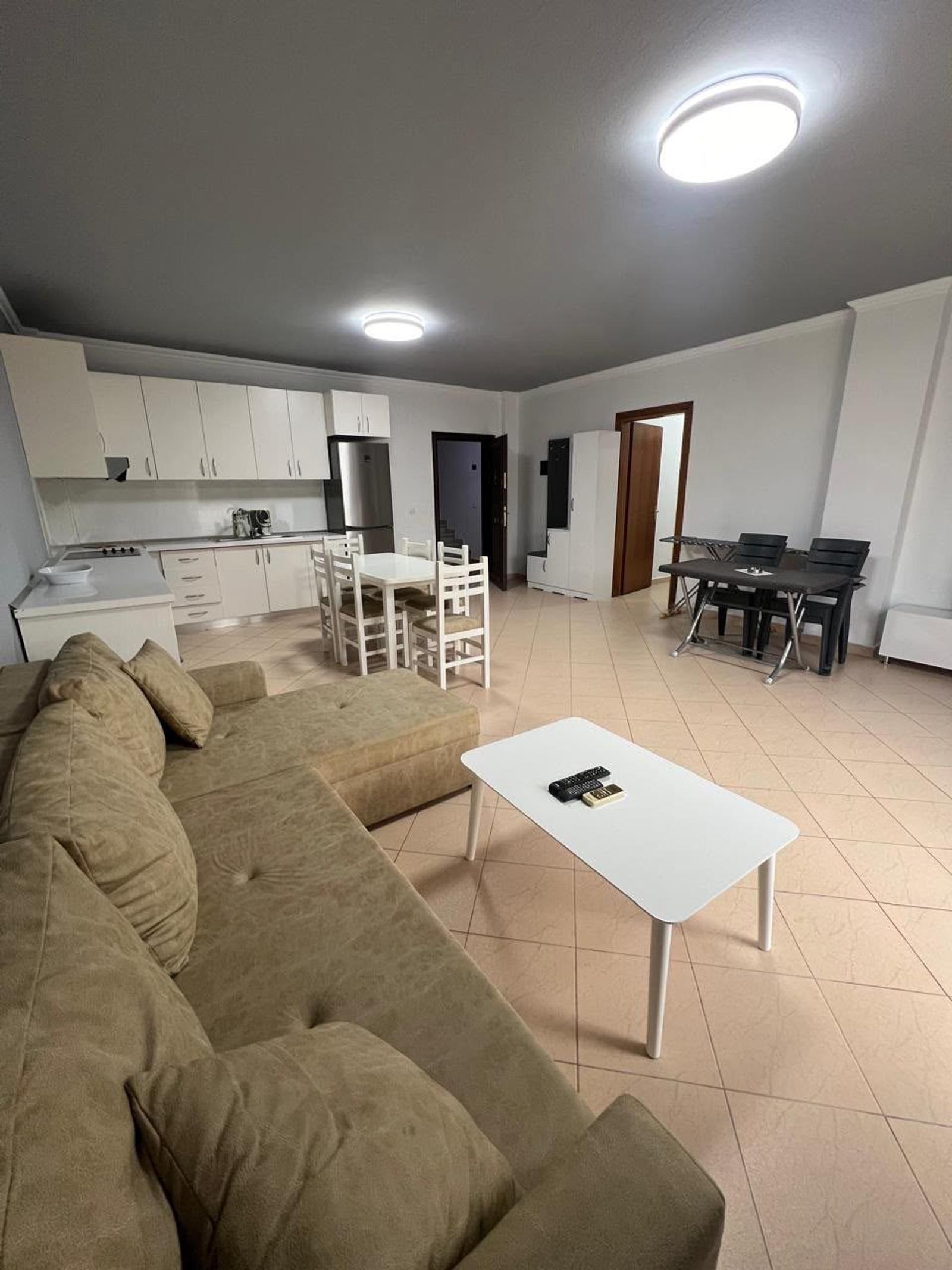 2+1 with terrace, Golem, 93 m², Durres