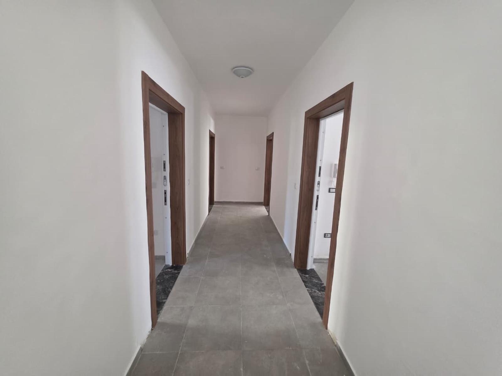 Wohnung 1+1 zum Kauf in Qerret, Durrës, 67.3 m² — Foto 2 von 14