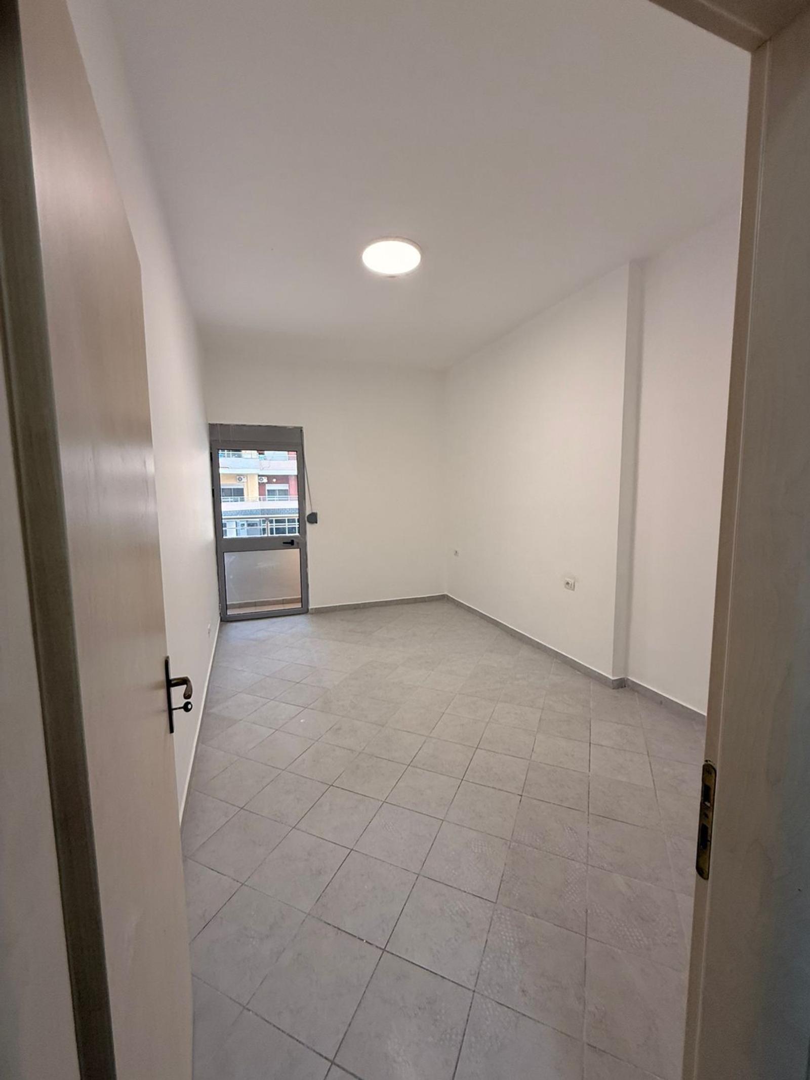 Wohnung 1+1 zum Kauf in Plazh, Durrës, 52 m² — Foto 8 von 12