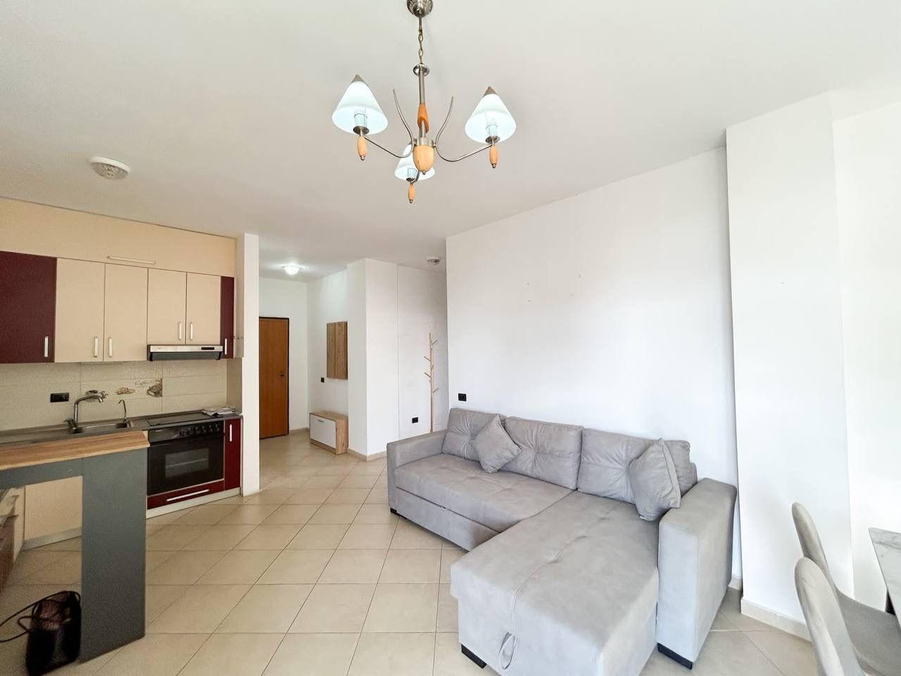 1+1 with balcony, Shkëmbi i Kavajës, 71 m², Durres