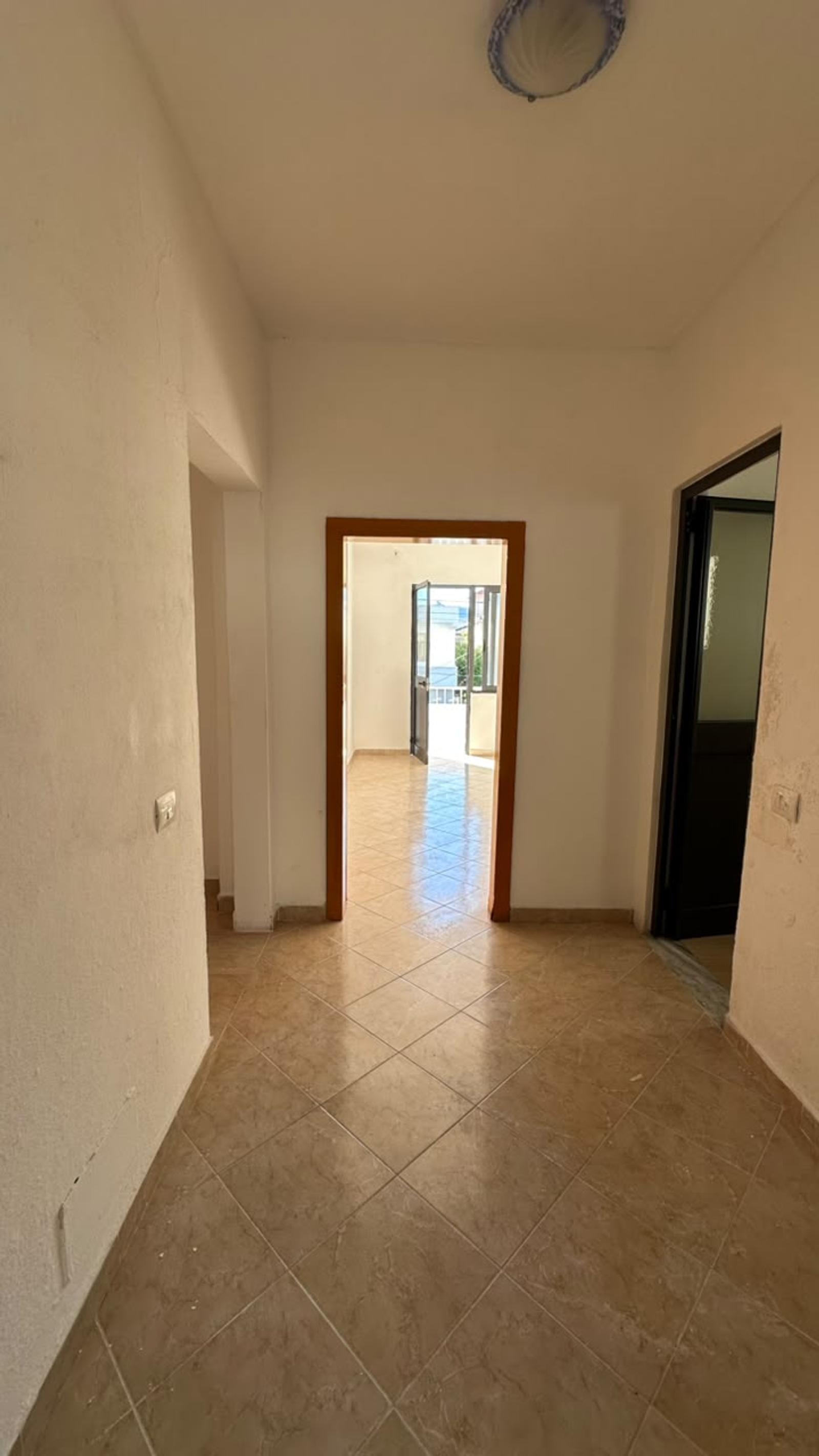 House for sale in City Center, Durres, 320 m² — photo 9 of 22