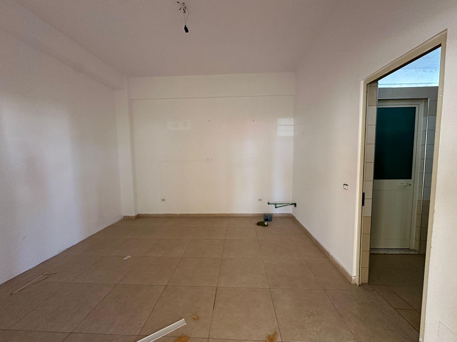 Spazio commerciale, in vendita, Porto Romano, Durazzo, 740 m² — foto 8 di 10