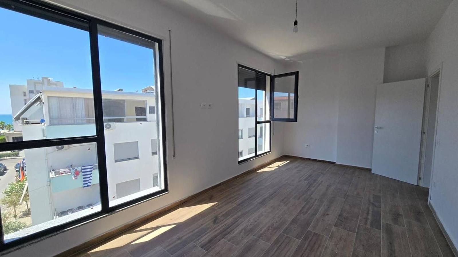 Wohnung 1+1 zum Kauf in Mali i Robit, Durrës, 74 m² — Foto 2 von 9