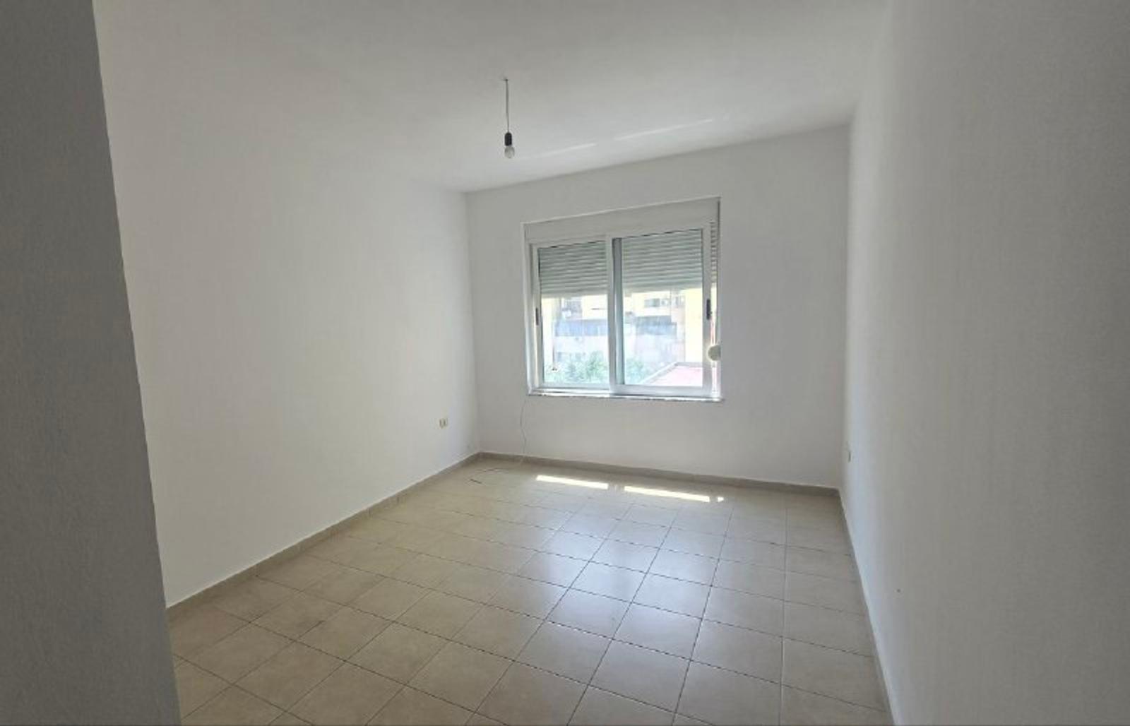 Studio for sale in Plazh, Durres, 22 m², near the sea — photo 3 of 4