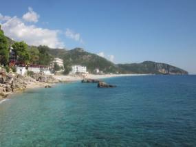 The beach at Dhërmi, Himarë — Sietske2