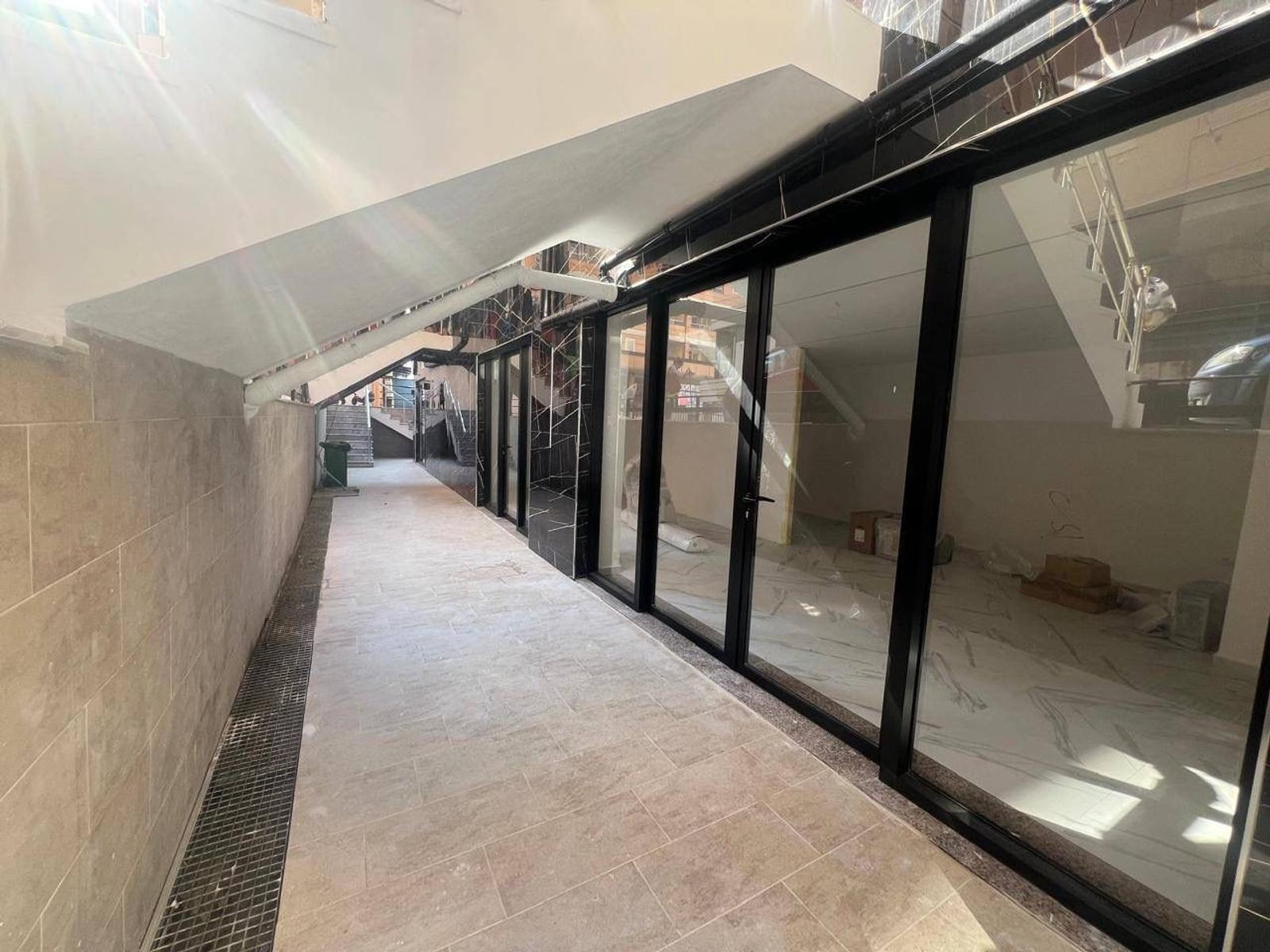 Gewerbefläche zum Kauf in Plazh, Durrës, 88 m² — Foto 3 von 6