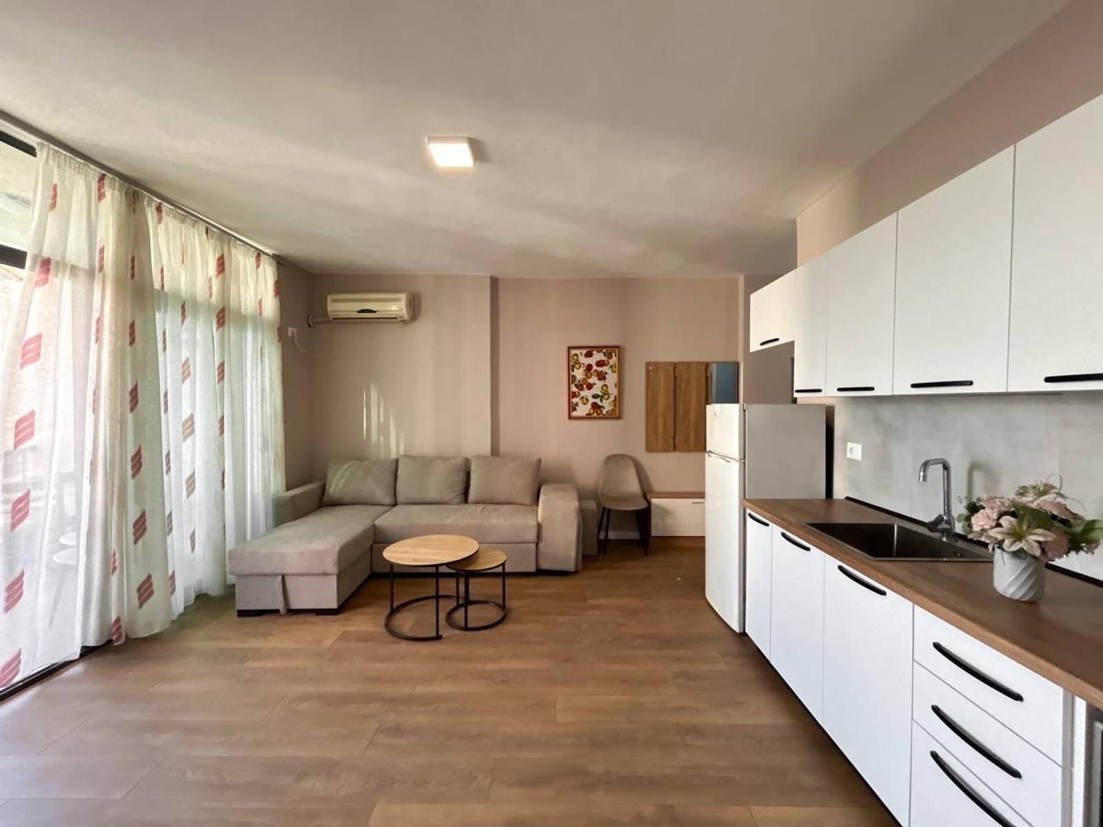 1+1 with city and sea view, Shkëmbi i Kavajës, 63 m², Durres