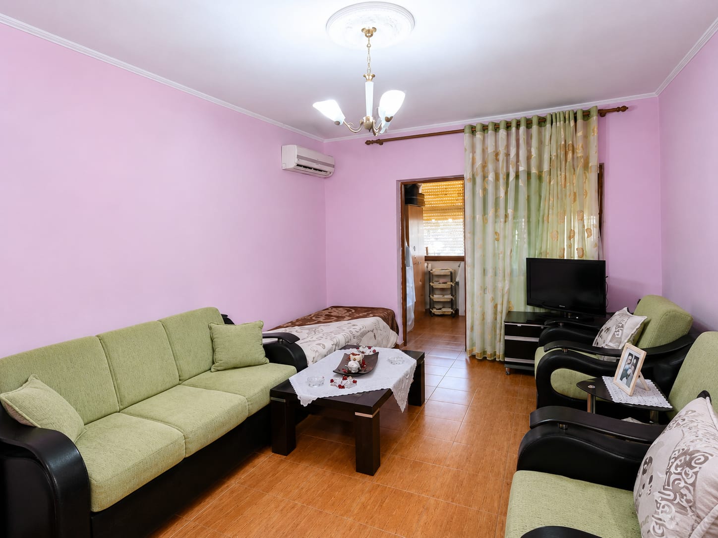 Shitet Apartament 1+1 me Mundësi Kthimi në 2+1 | Golem, Durrës