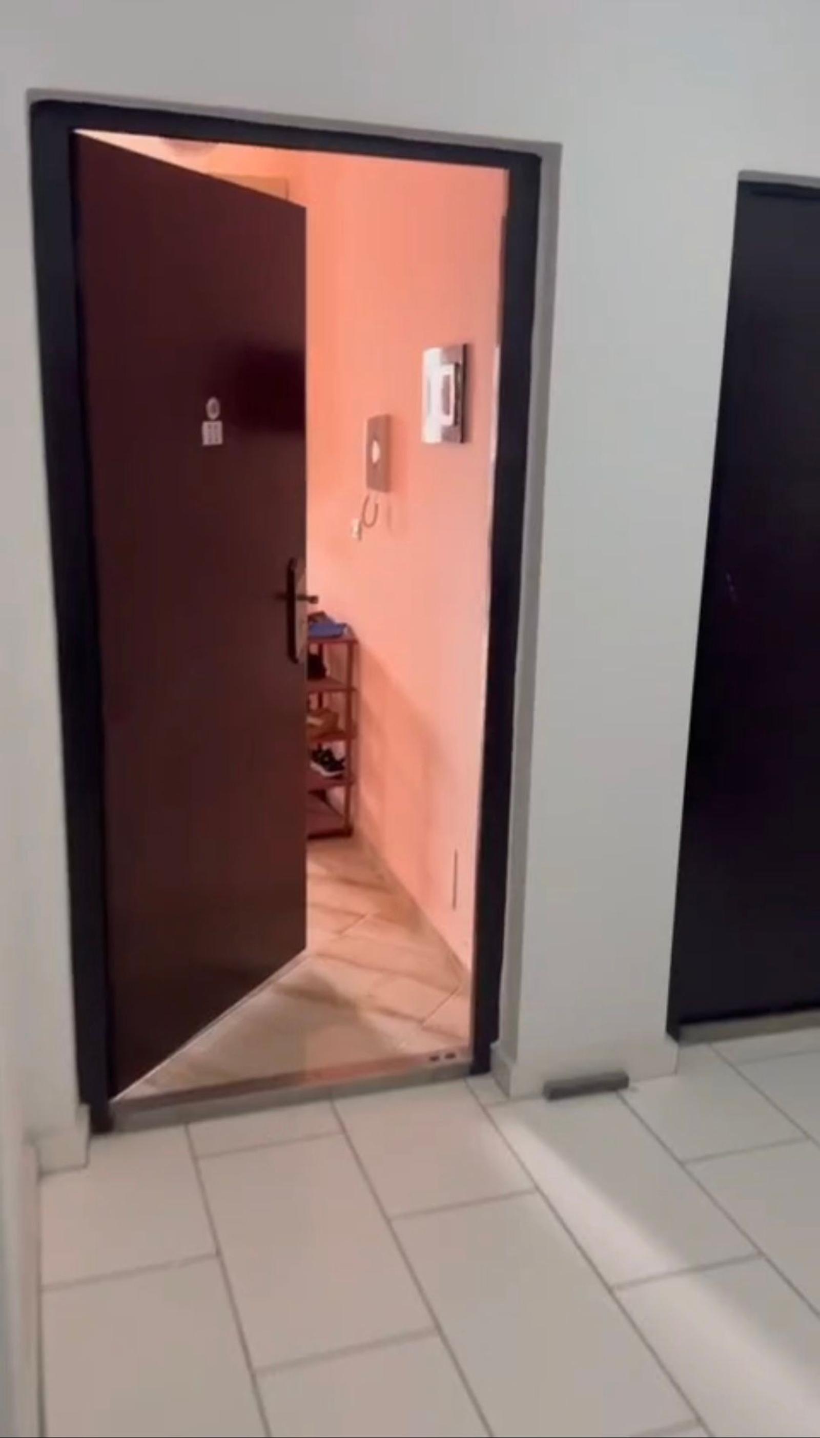 1+1 с балконом, Саранда, 69 м²