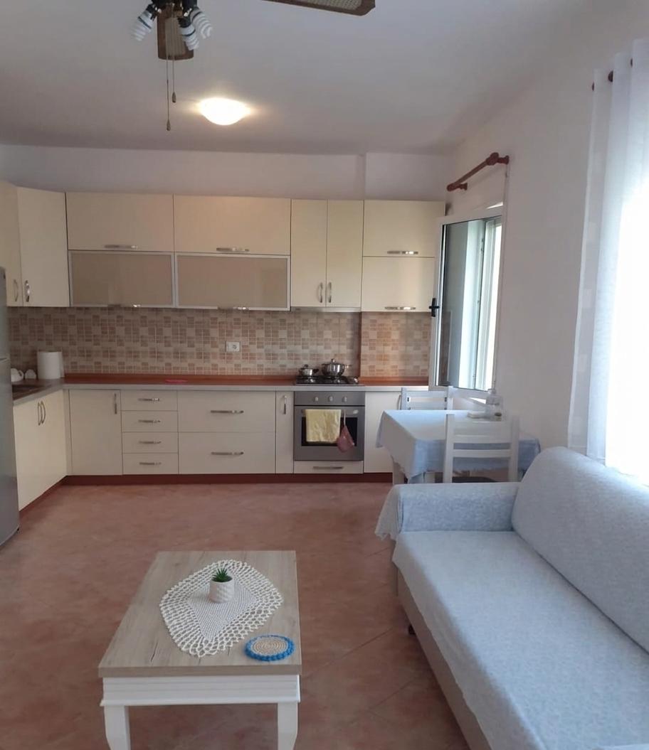 Shitet Apartament 1+1 | Shkëmbi i Kavajës, Durrës
