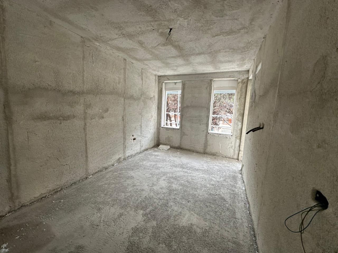 Shitet Apartament 1+1 | Mali i Robit, Durrës