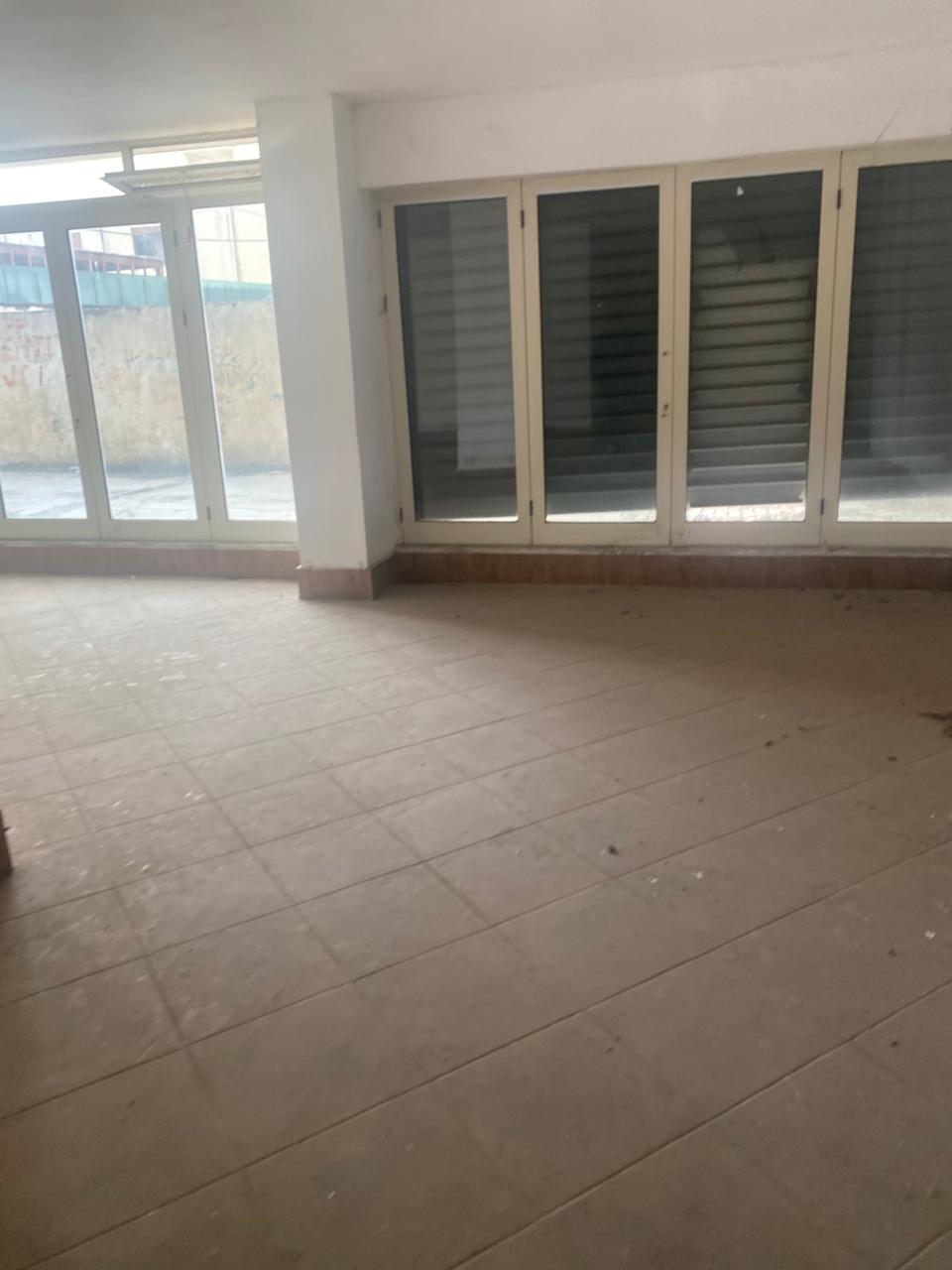 Shitet Ambient Biznesi | Plazh Iliria, Durrës